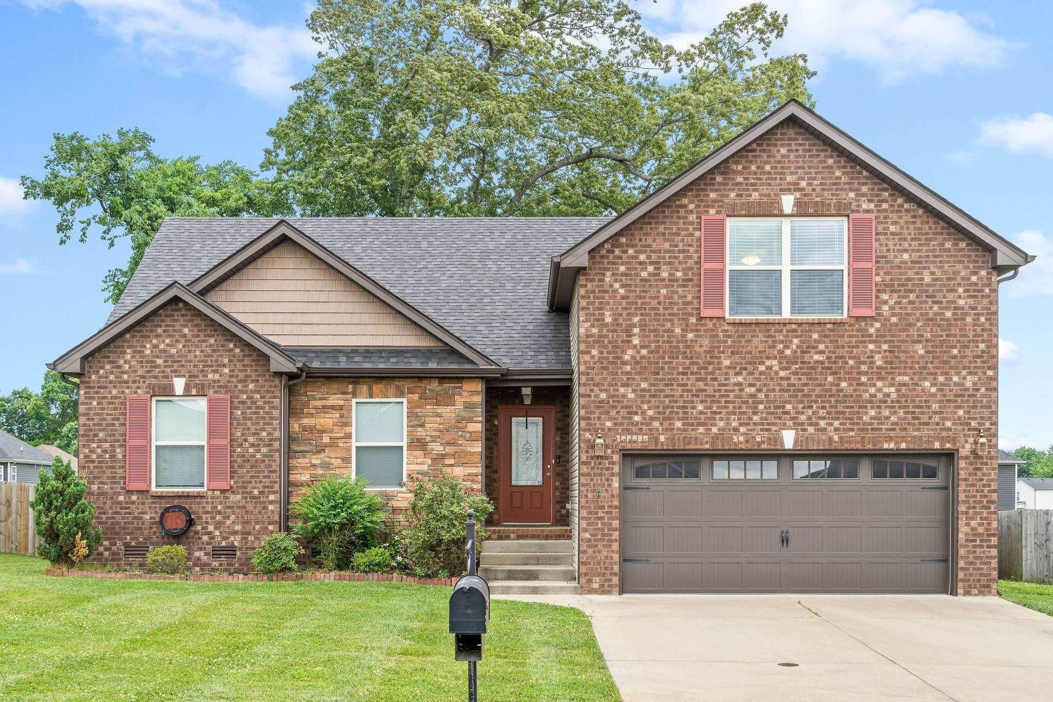 Photo of Listing #3540364