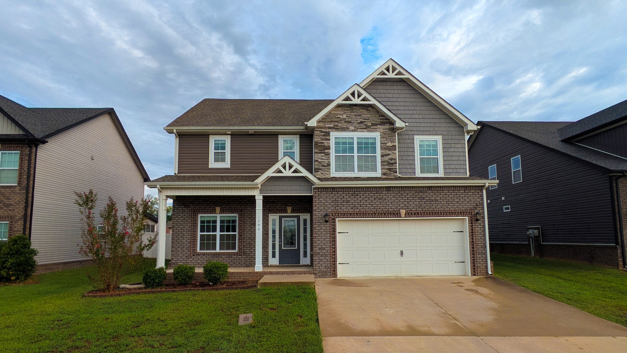 Photo of Listing #3540377