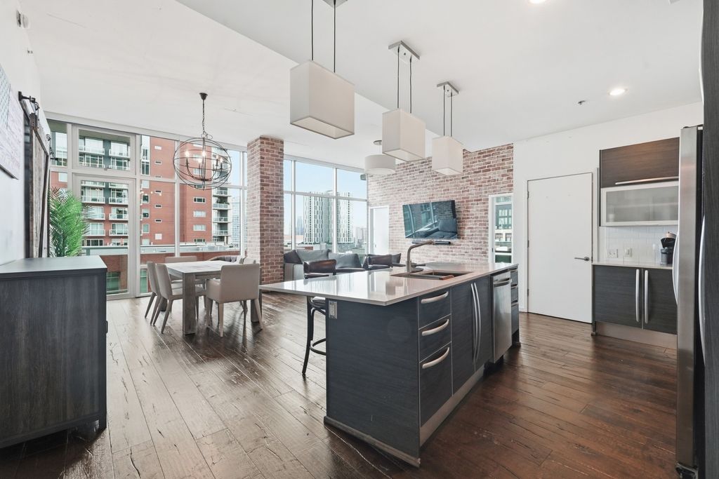 700 12th Ave S 605, Nashville