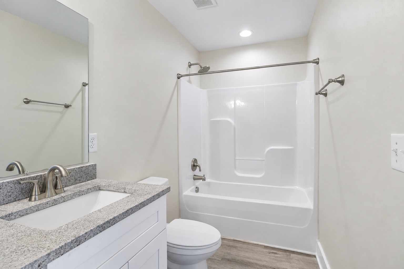 Photo of Listing #3542742