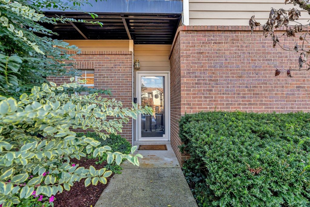 107 W End Pl, Nashville
