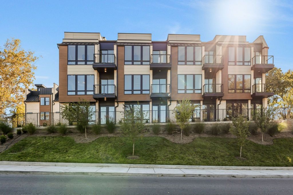 106 Grizzard Ave 3, Nashville