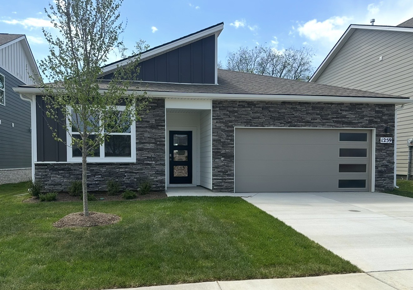Photo of Listing #3545488