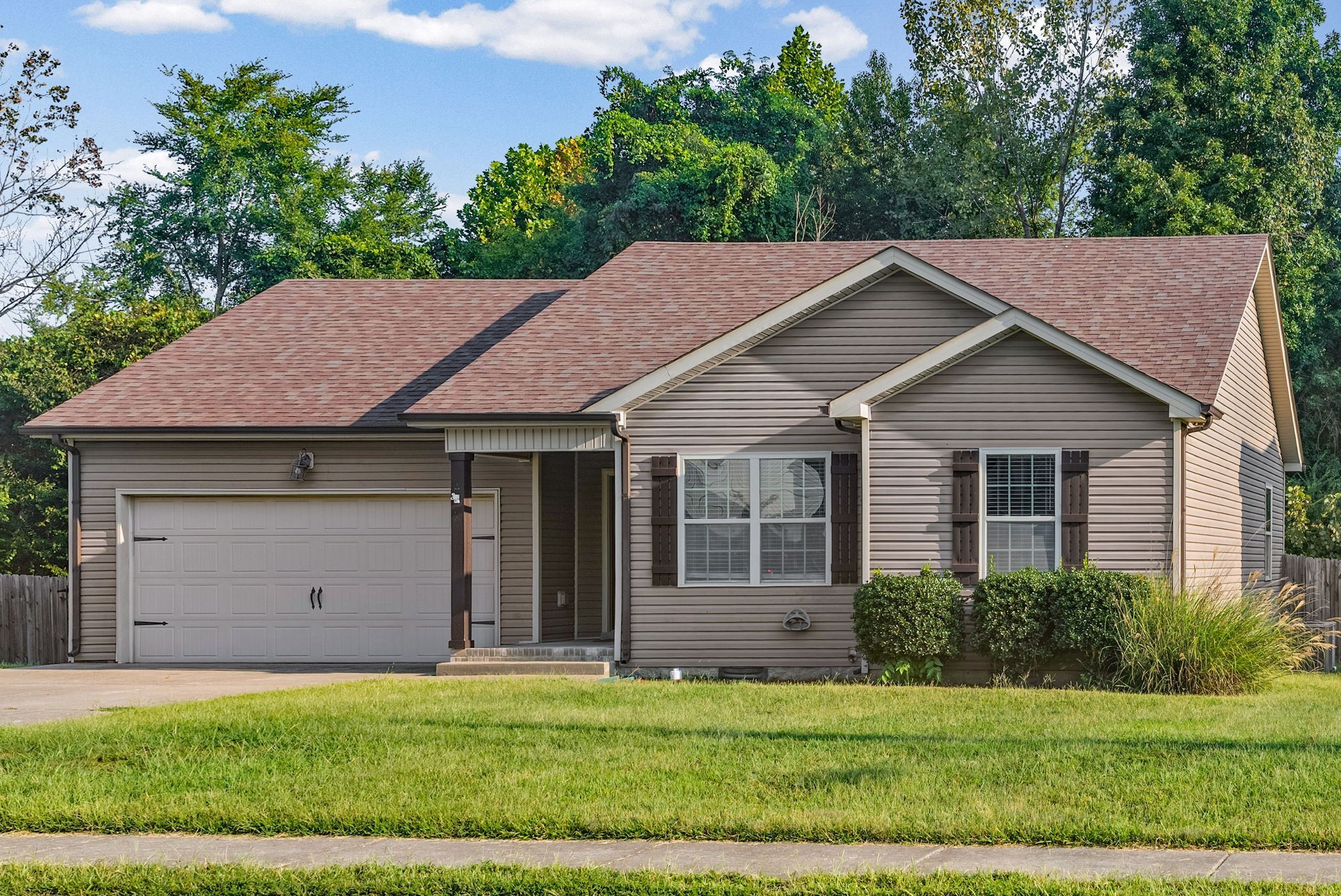 Photo of Listing #3545768
