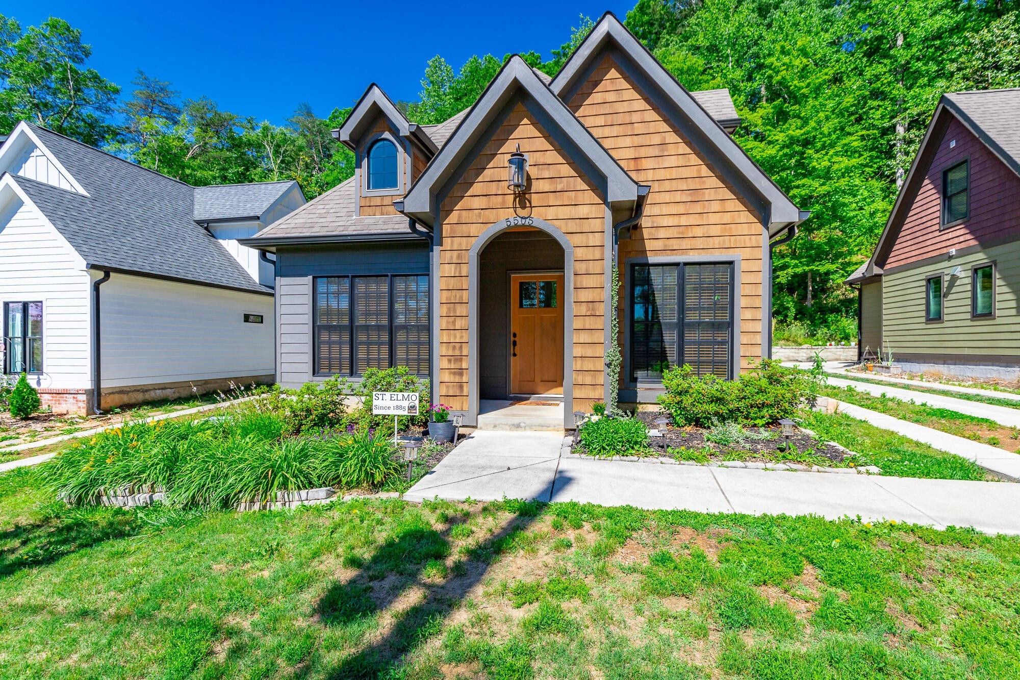 Photo of Listing #3545911