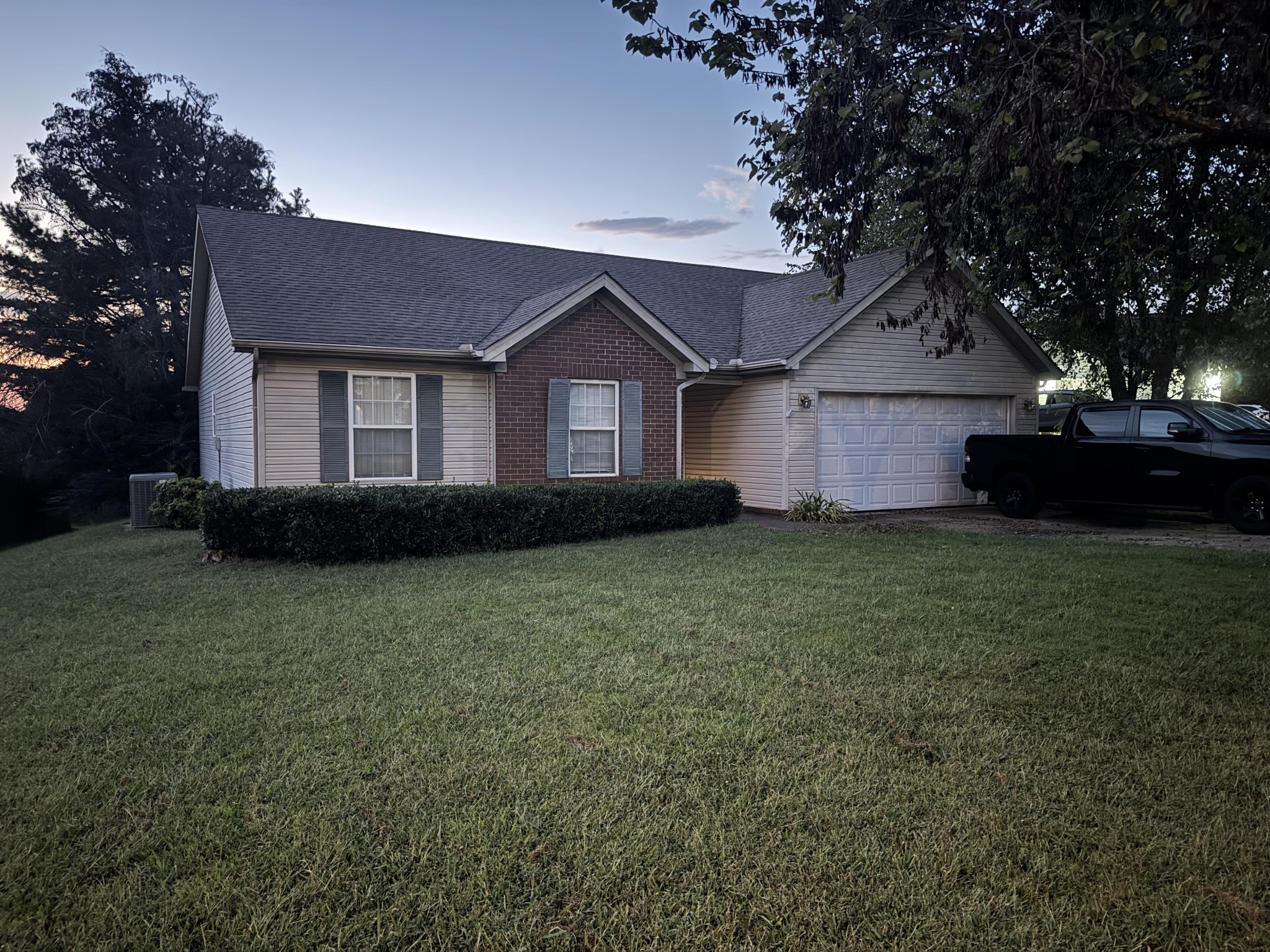Photo of Listing #3546253