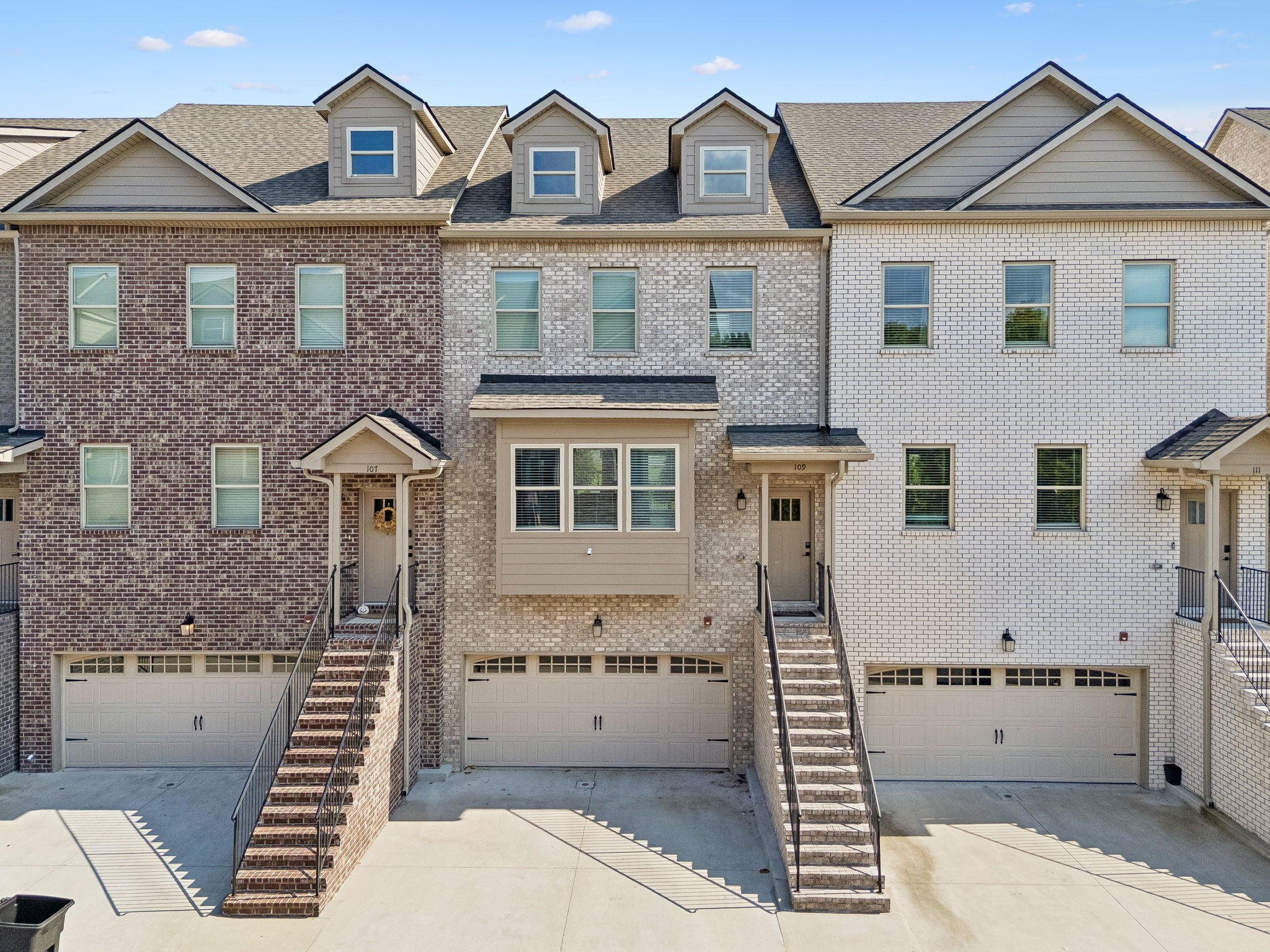 Photo of Listing #3547757