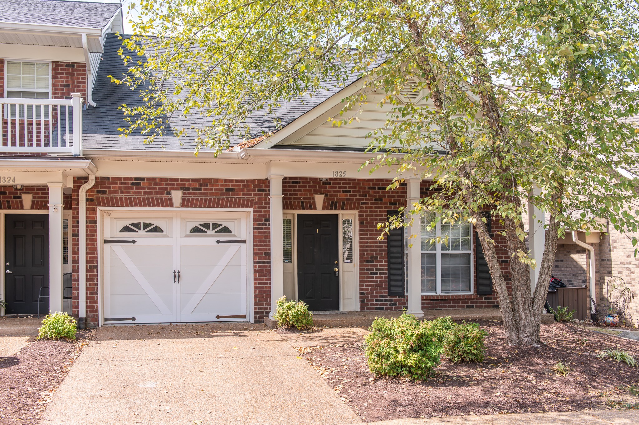 Photo of Listing #3592189