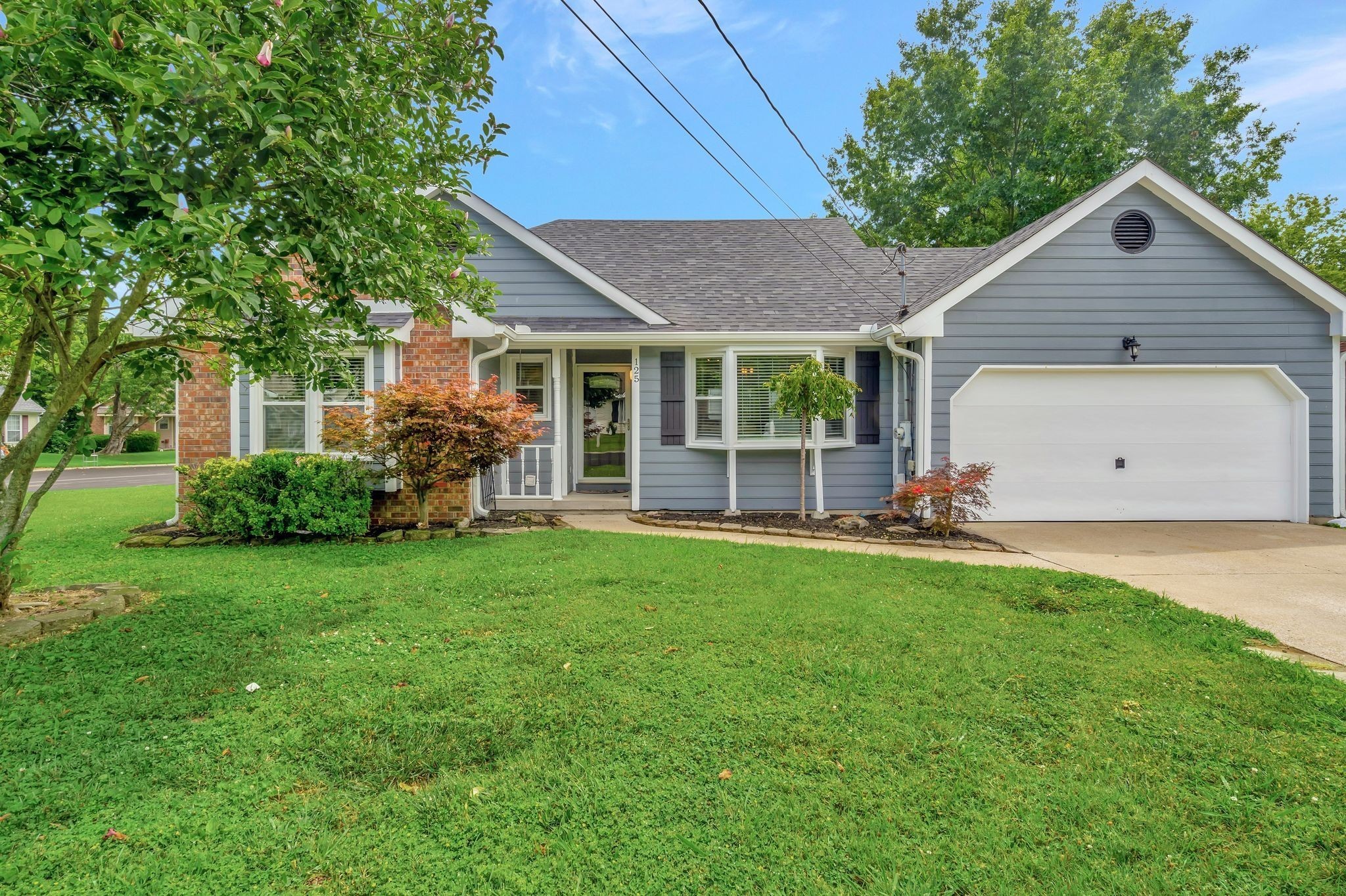 Photo of Listing #3592270