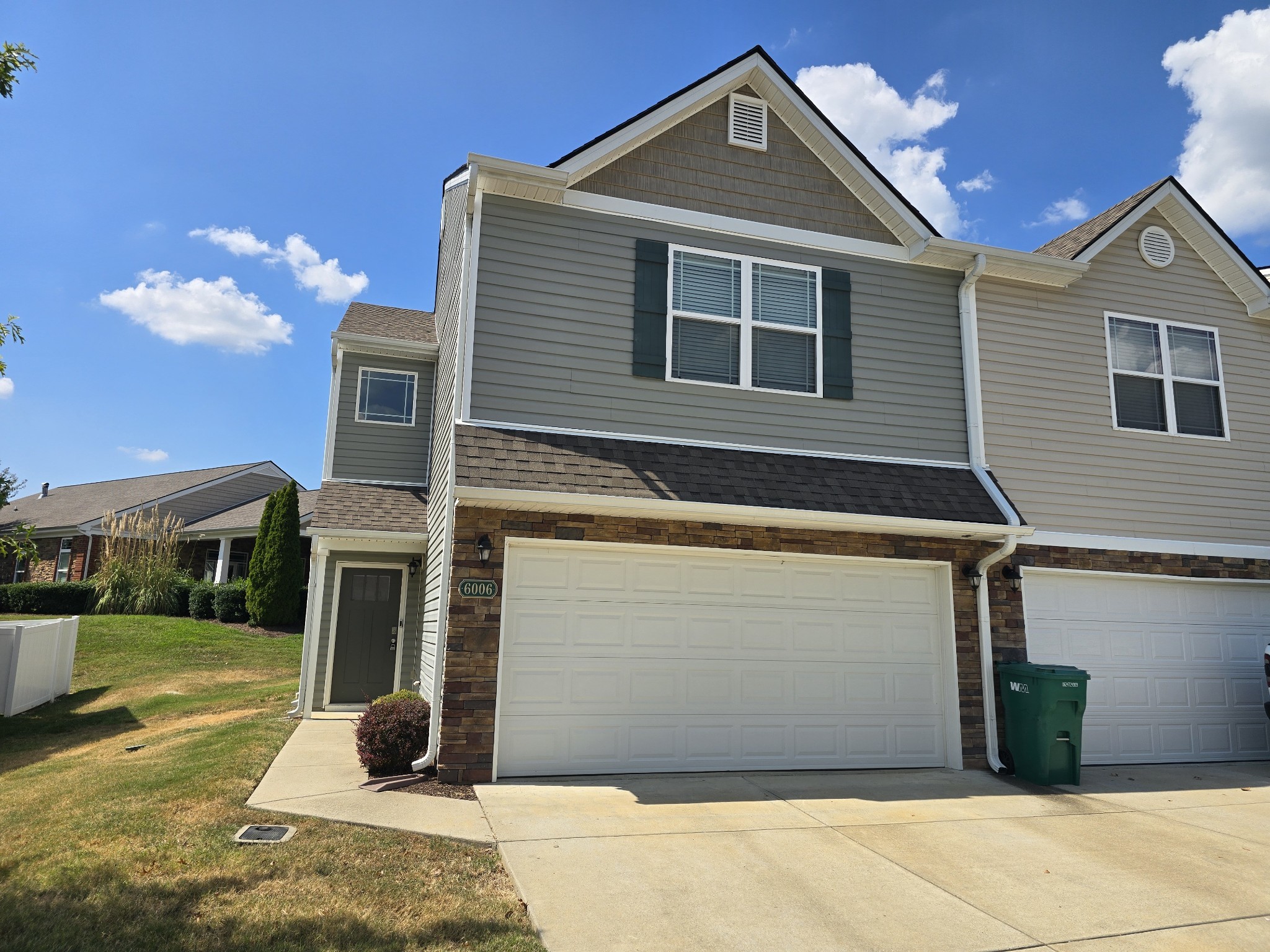 Photo of Listing #3593192