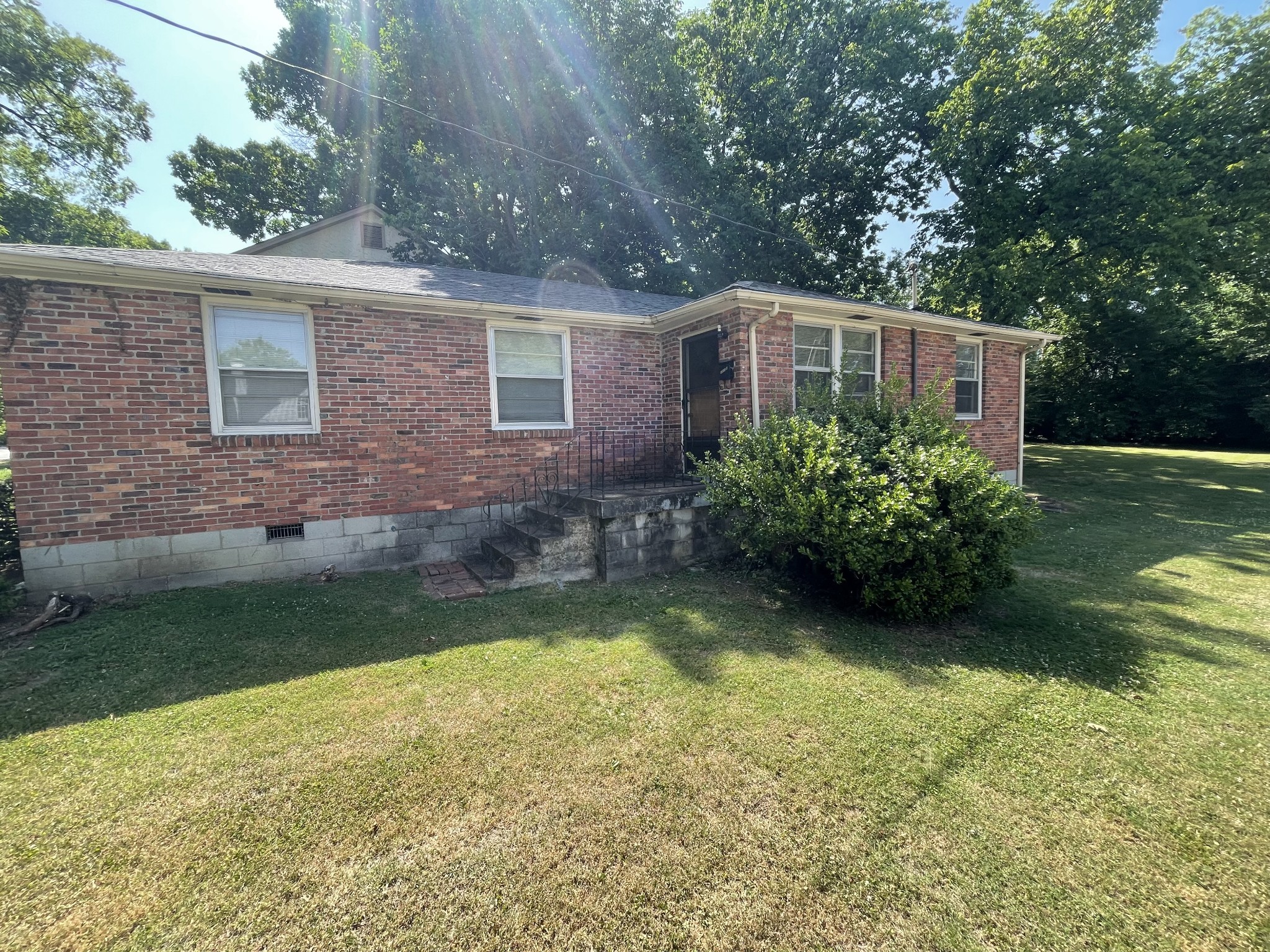 Photo of Listing #3593784