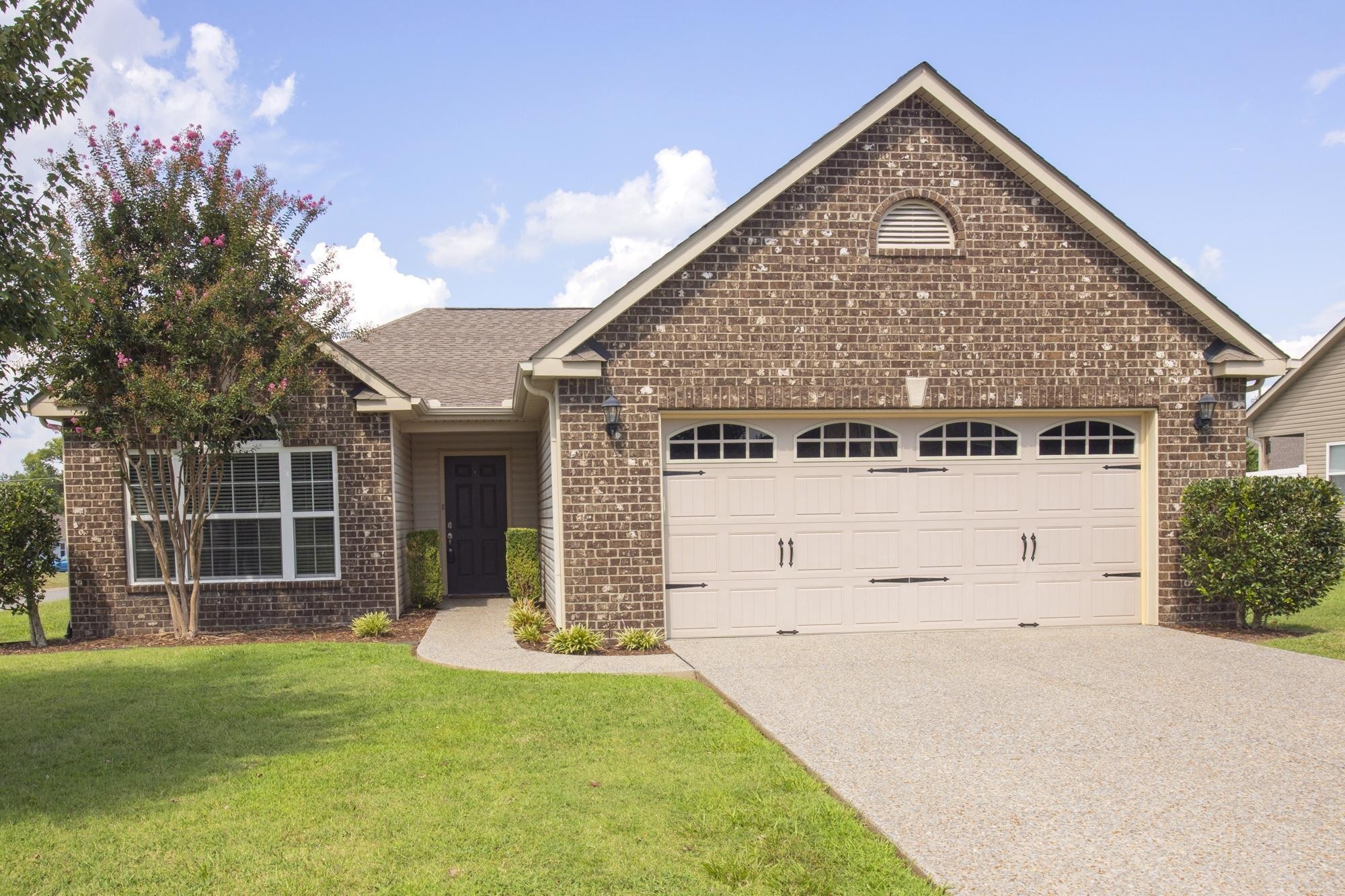 Photo of Listing #3597704