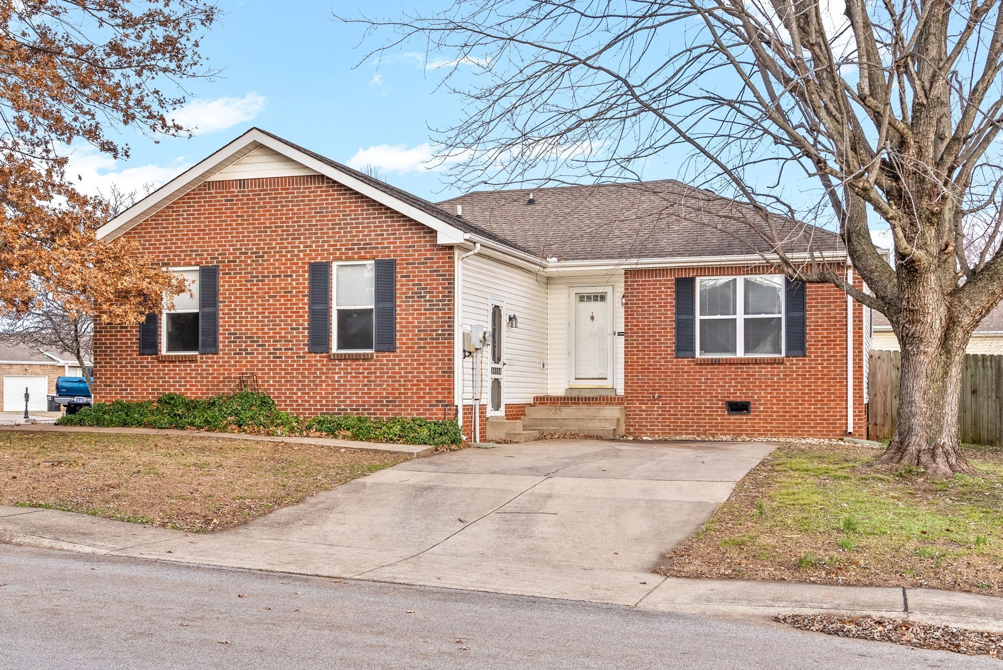 Residential Lease Real Estate for sale in Clarksville, TN