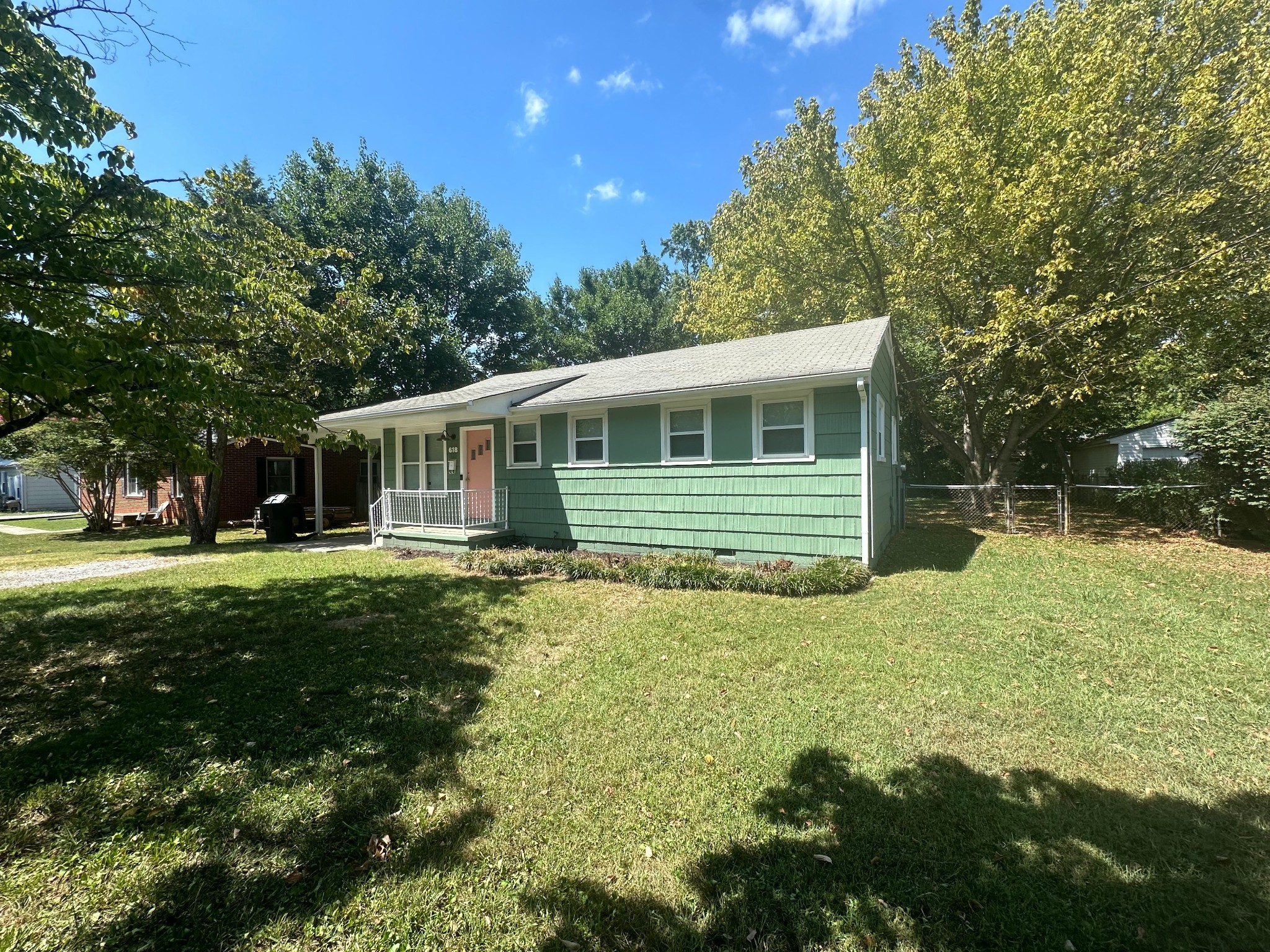 Photo of Listing #3598699