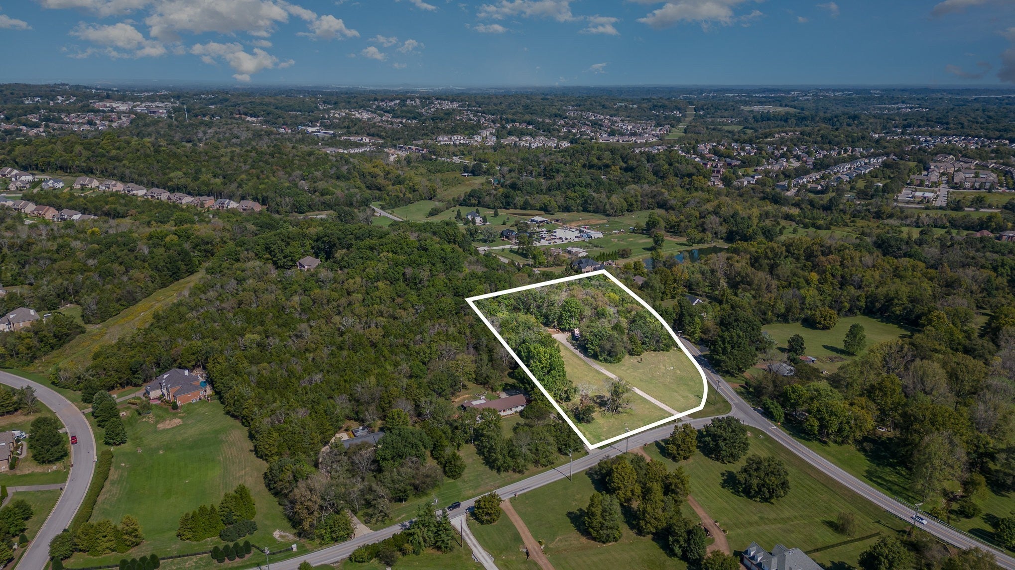 Home for sale in 1662 Pinkerton Rd Brentwood, TN