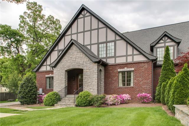 Home for sale in 2911 Woodlawn Dr Nashville, TN