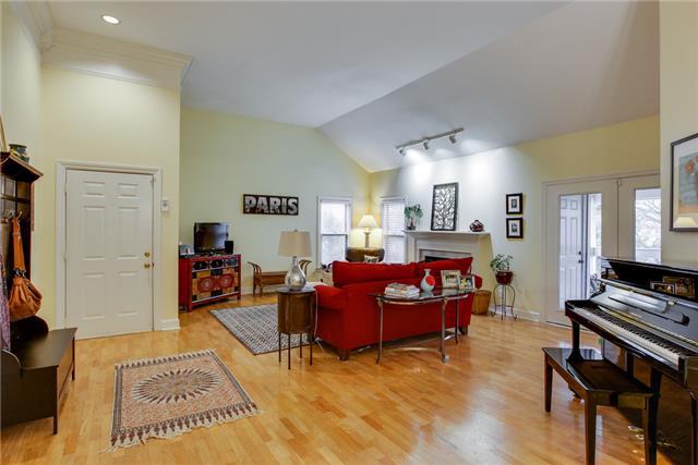 Home for sale in 303 Ashlawn Ct Nashville, TN