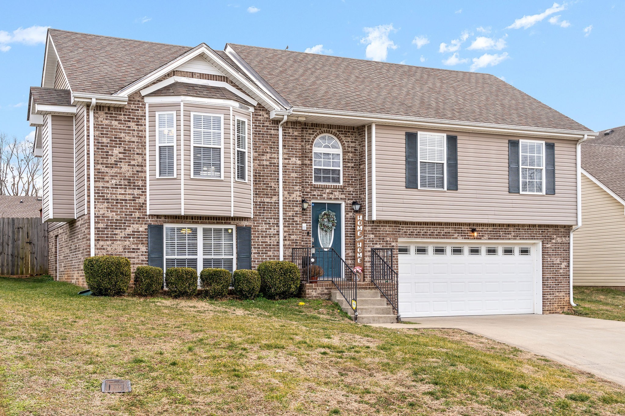 2665 Arthurs Ct, Clarksville - MLS 2221680