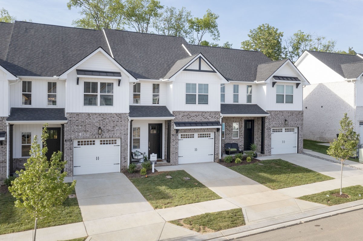 Home for sale in 1223 Hayloft Place Gallatin, TN