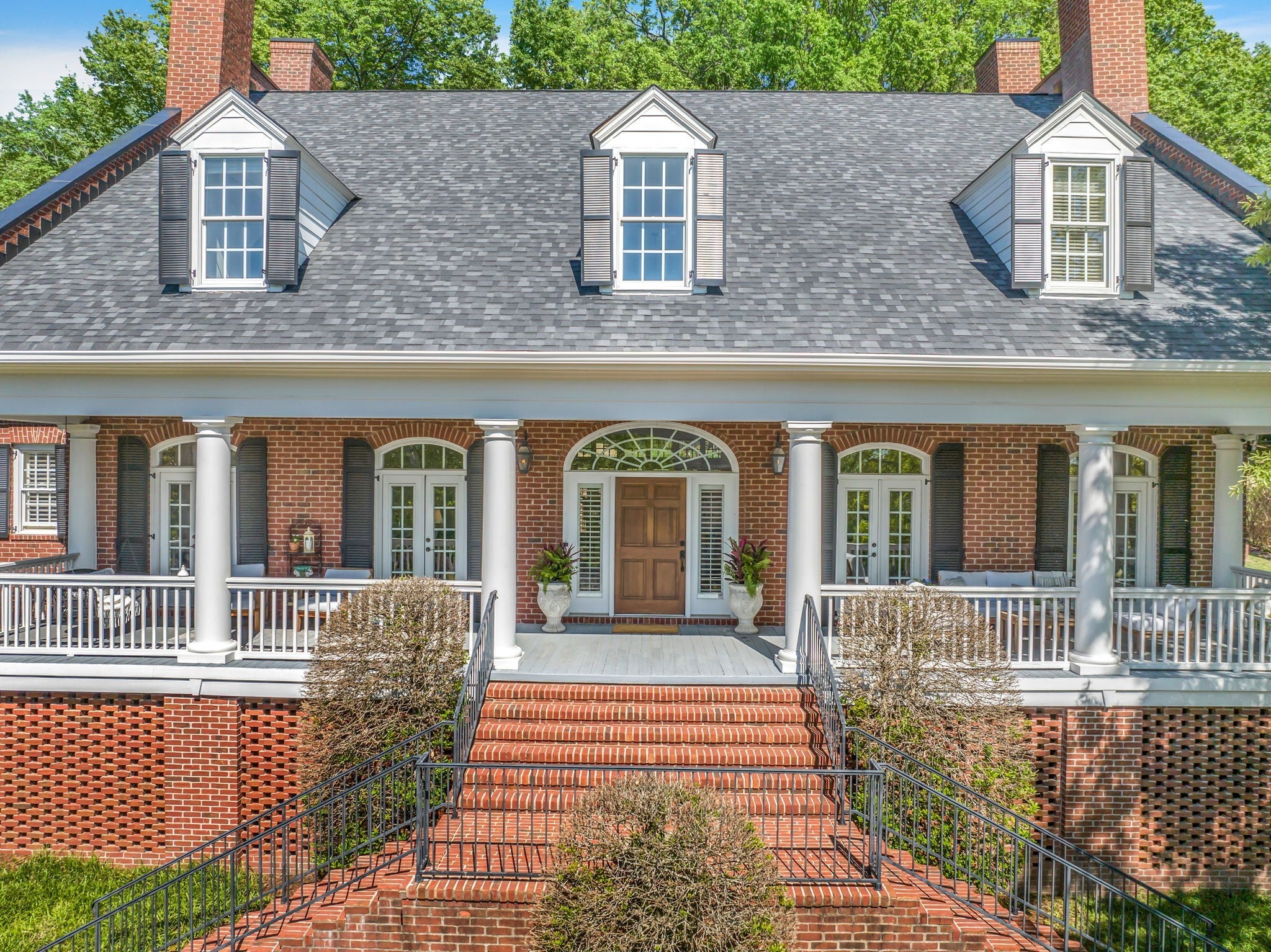 Home for sale in 220 Chatfield Way Franklin, TN