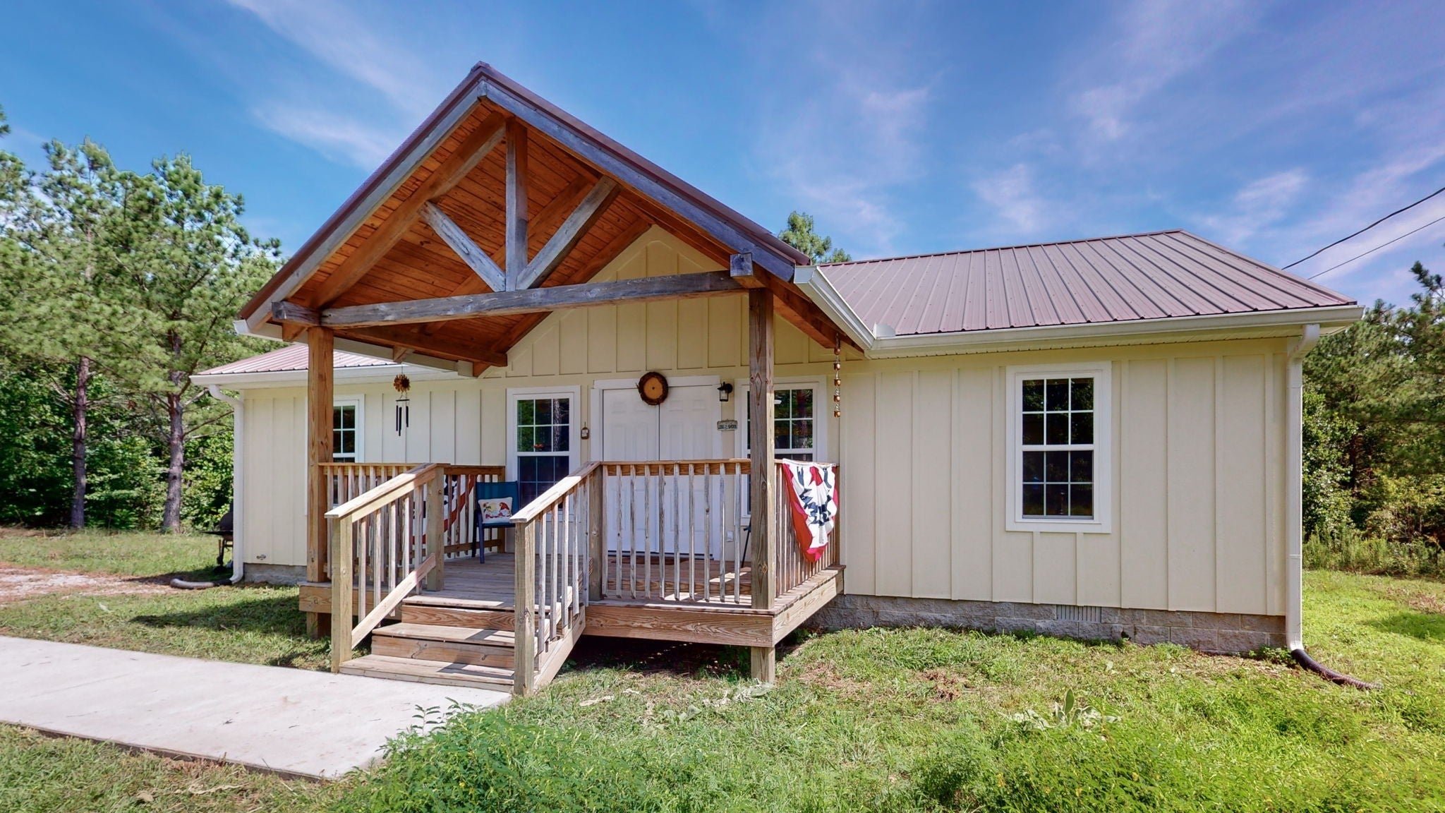 Home for sale in 482 Sickler Rd Hohenwald, TN