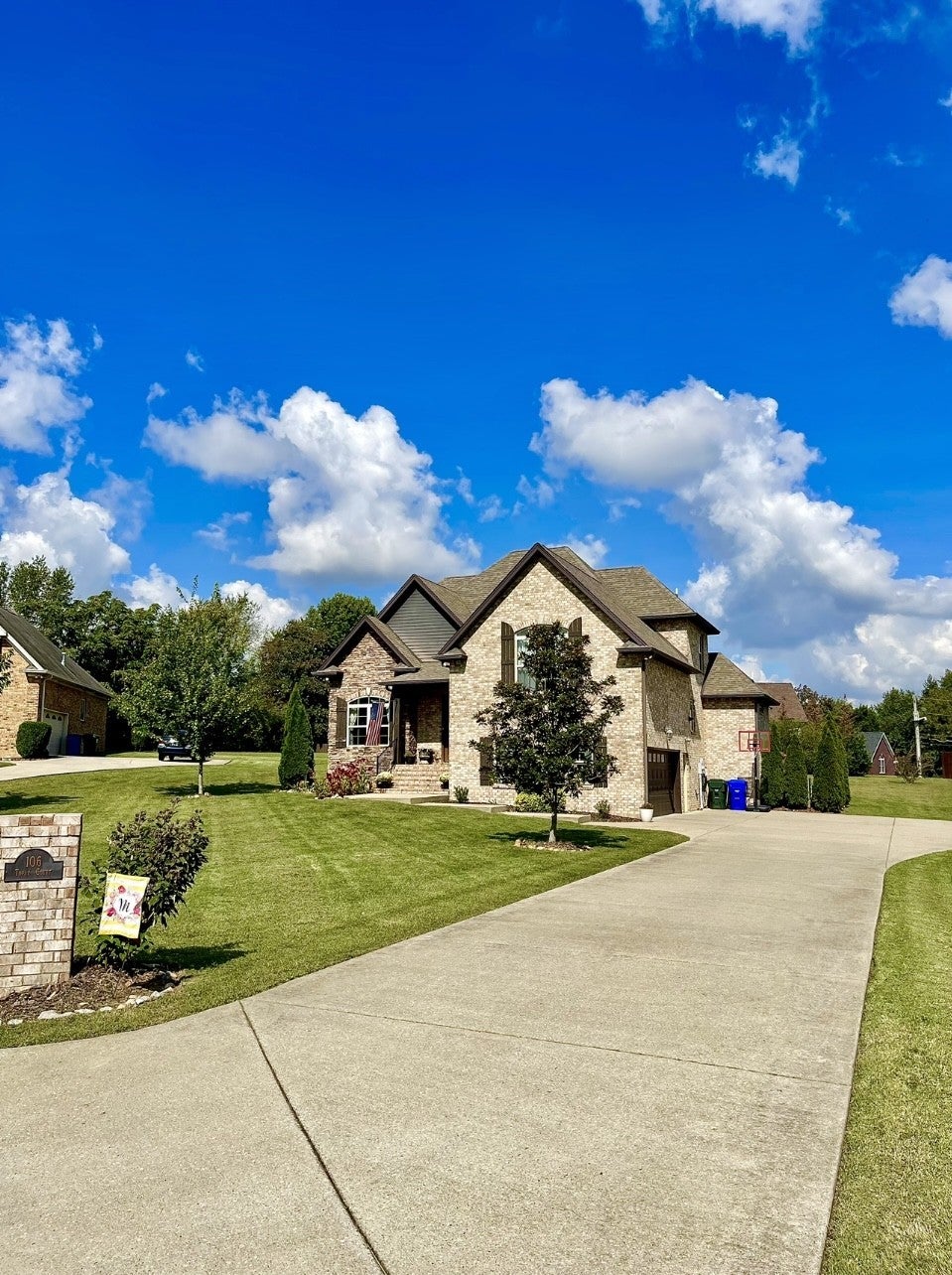 White House Real Estate - Residential for sale