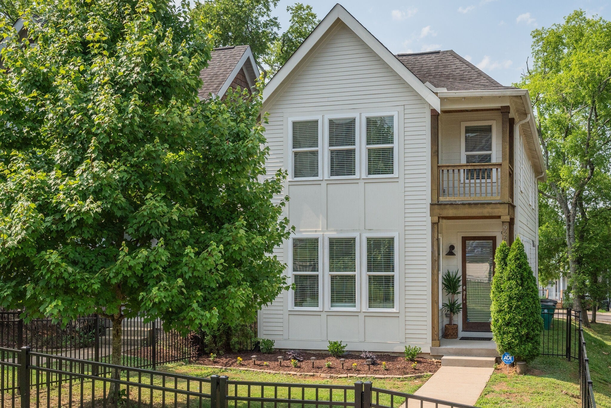 Home for sale in 926 Thomas Ave Nashville, TN