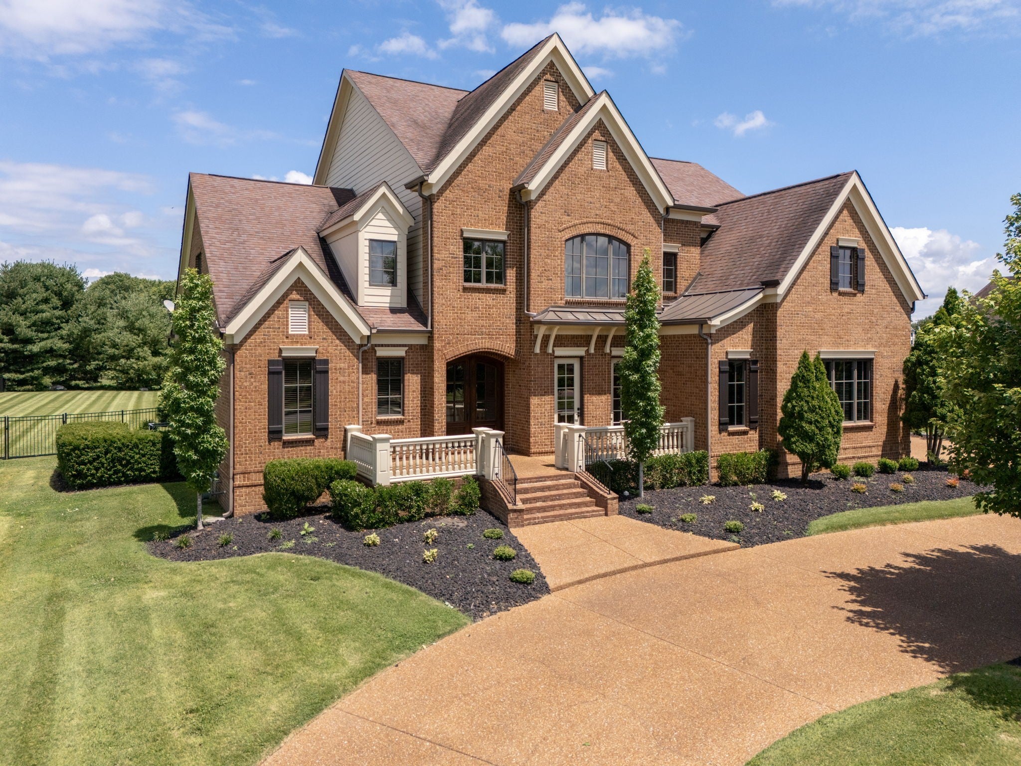 Brentwood Real Estate - Residential for sale