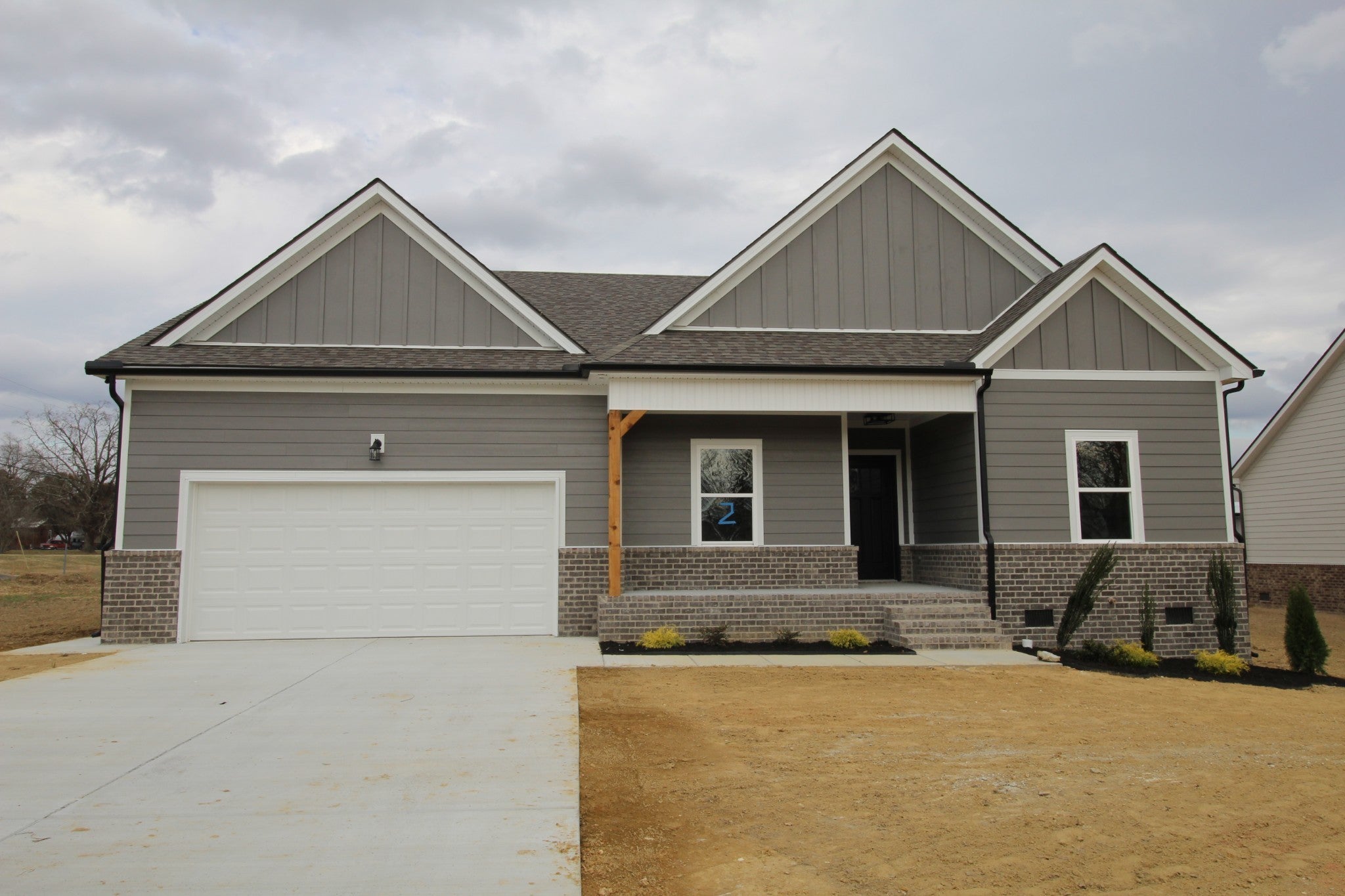 Home for sale in 577 Oak Glen Drive Smithville, TN