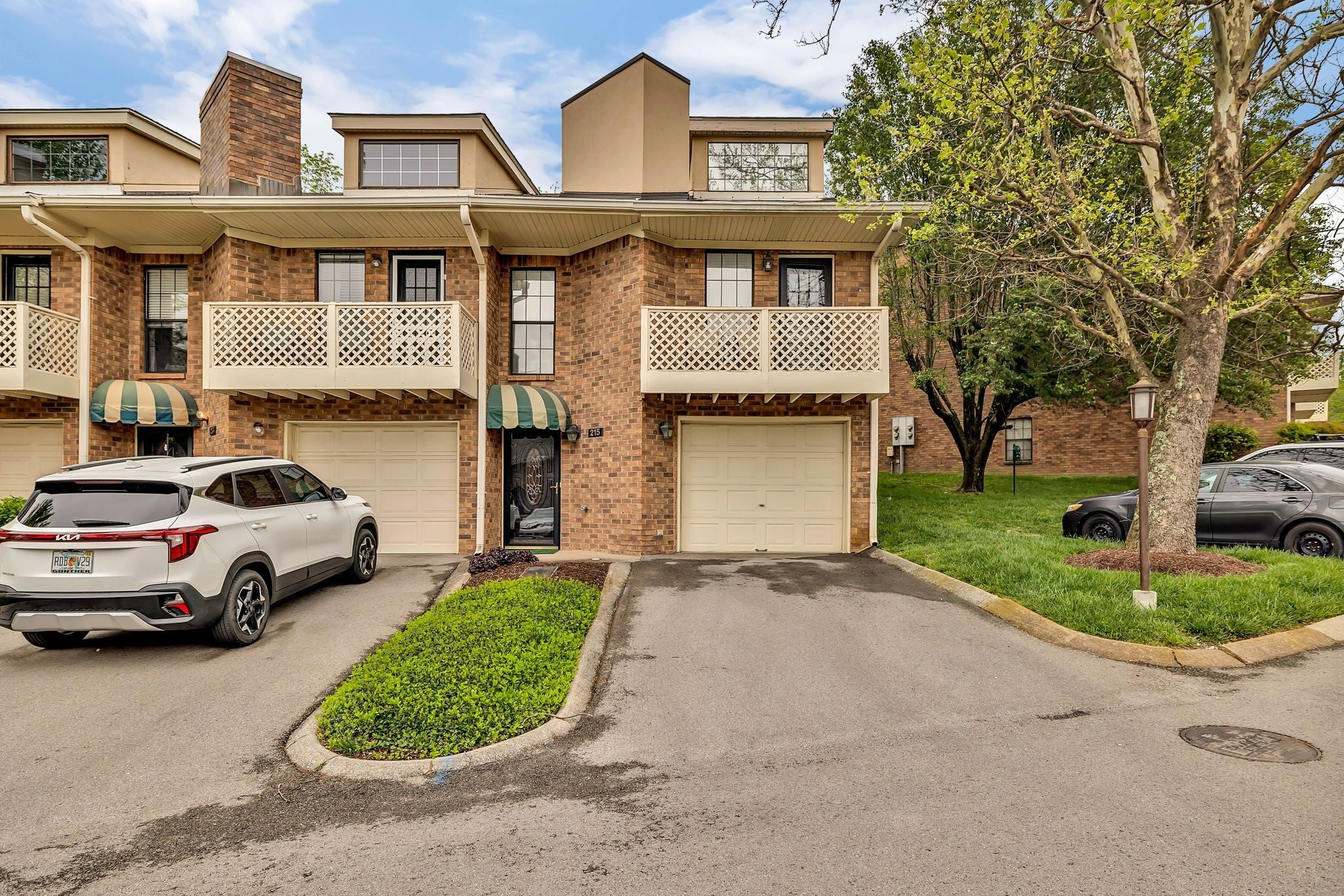 Home for sale in 215 Glenstone Cir Brentwood, TN