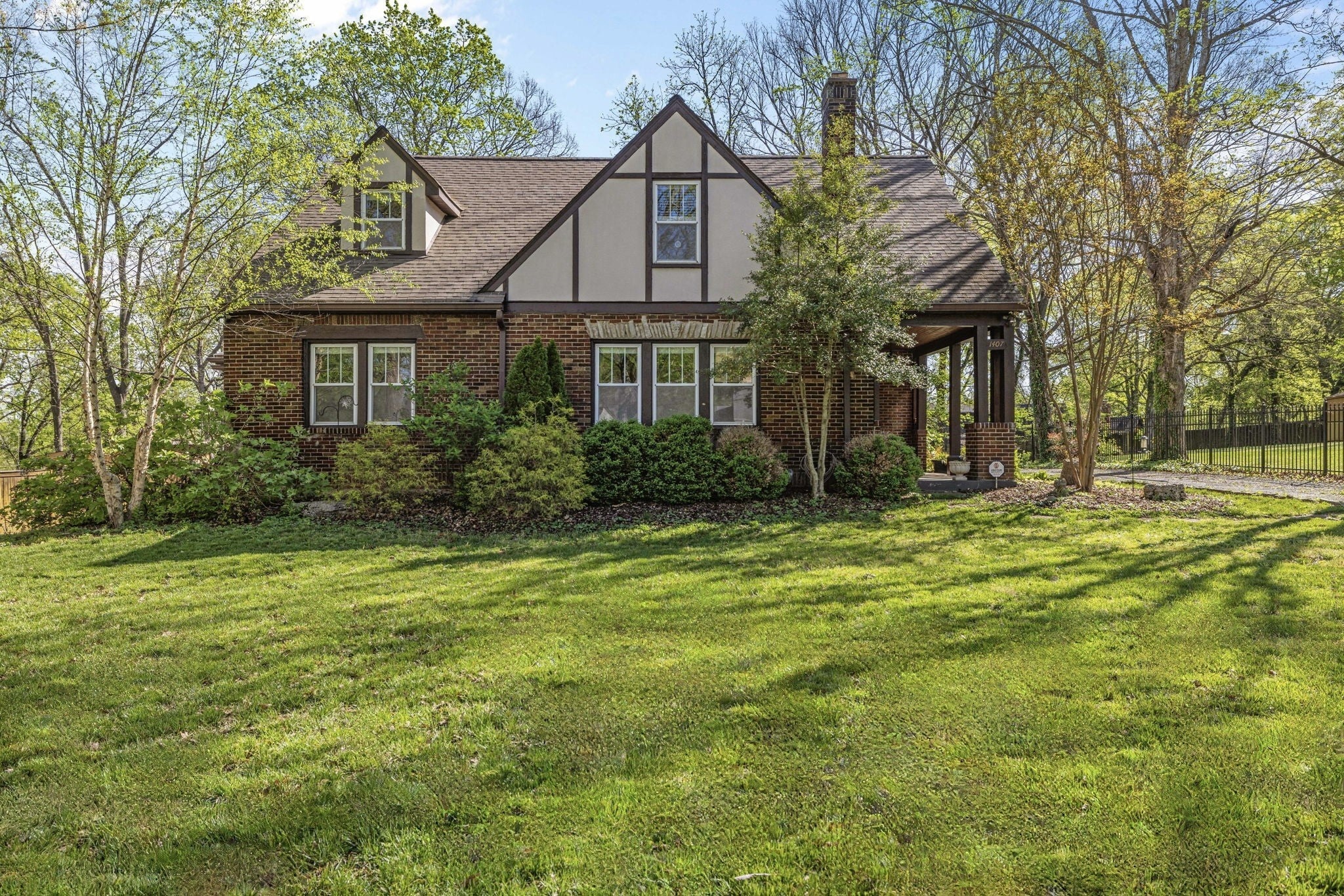 Home for sale in 1407 Cardinal Ave Nashville, TN