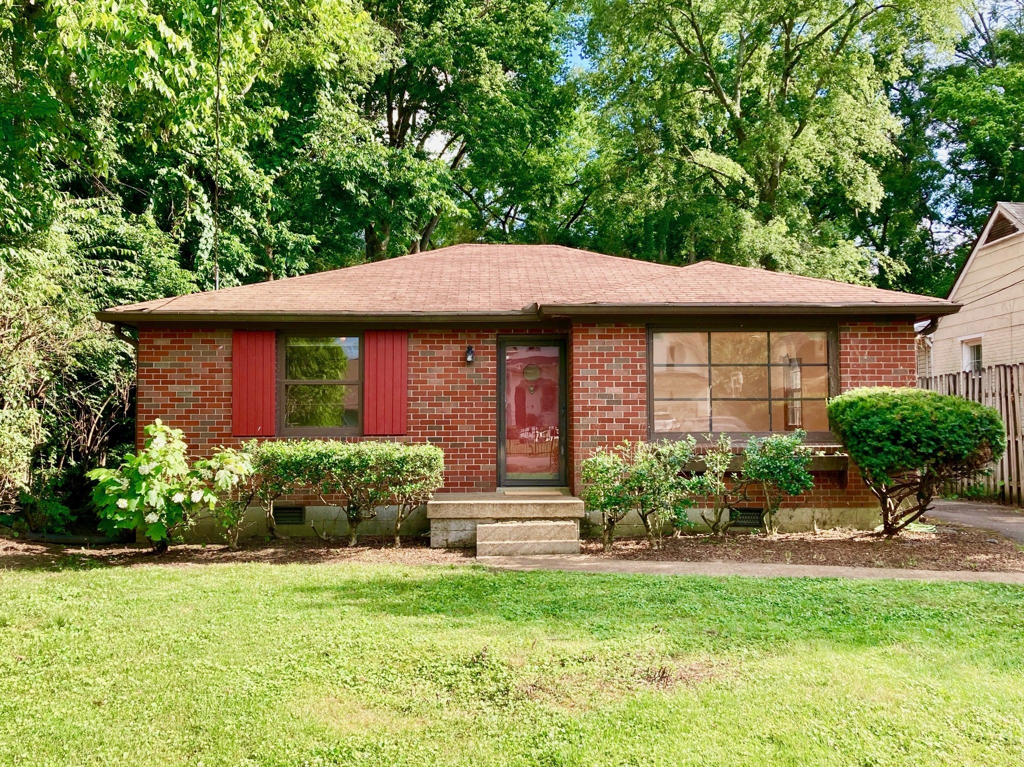 Home for sale in 1113 Woodvale Dr Nashville, TN