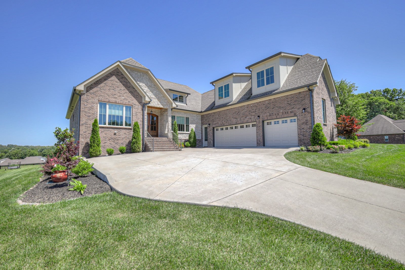 Home for sale in 1219 Ballentrace Blvd Lebanon, TN