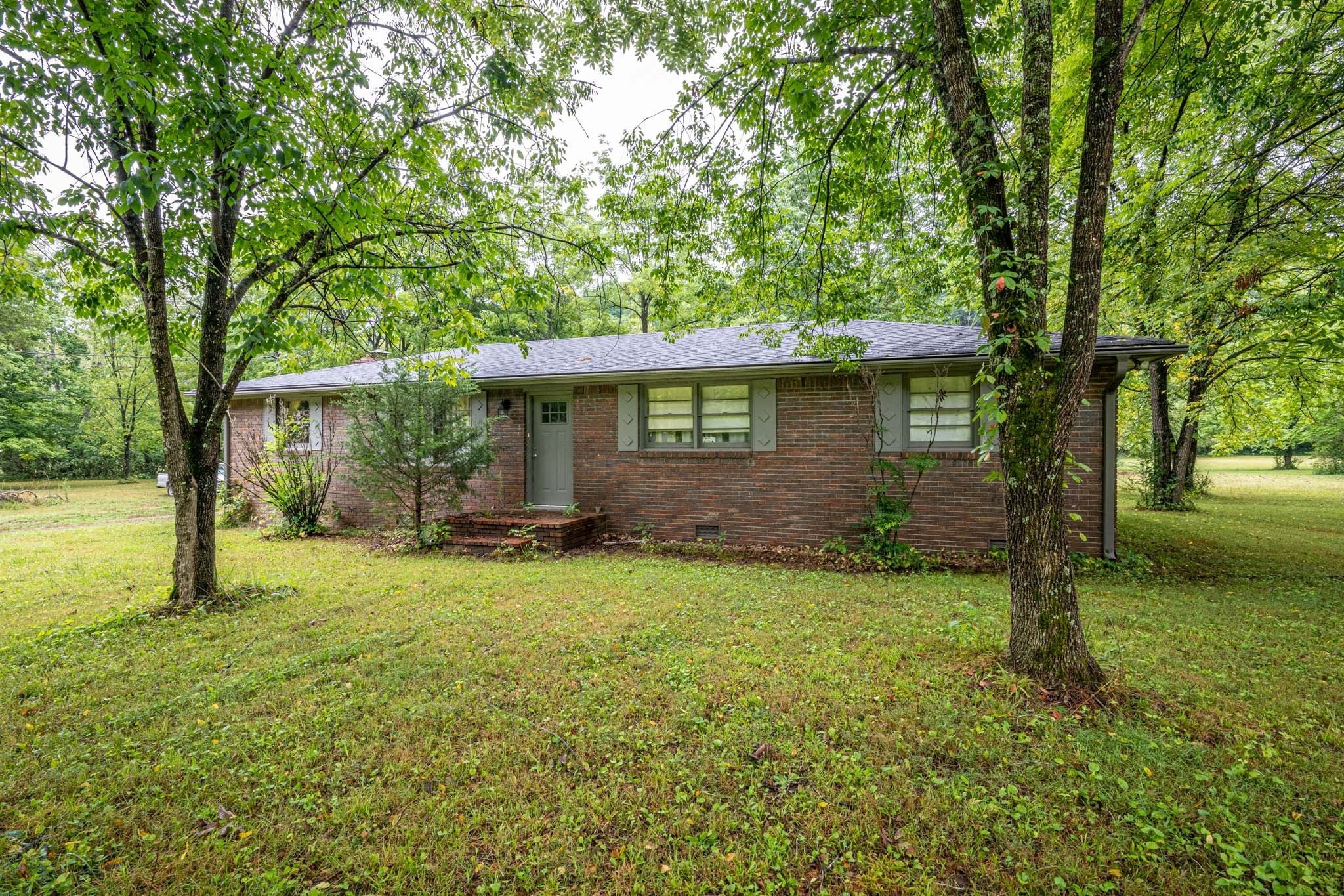 Home for sale in 2185 Highway 48 S Dickson, TN