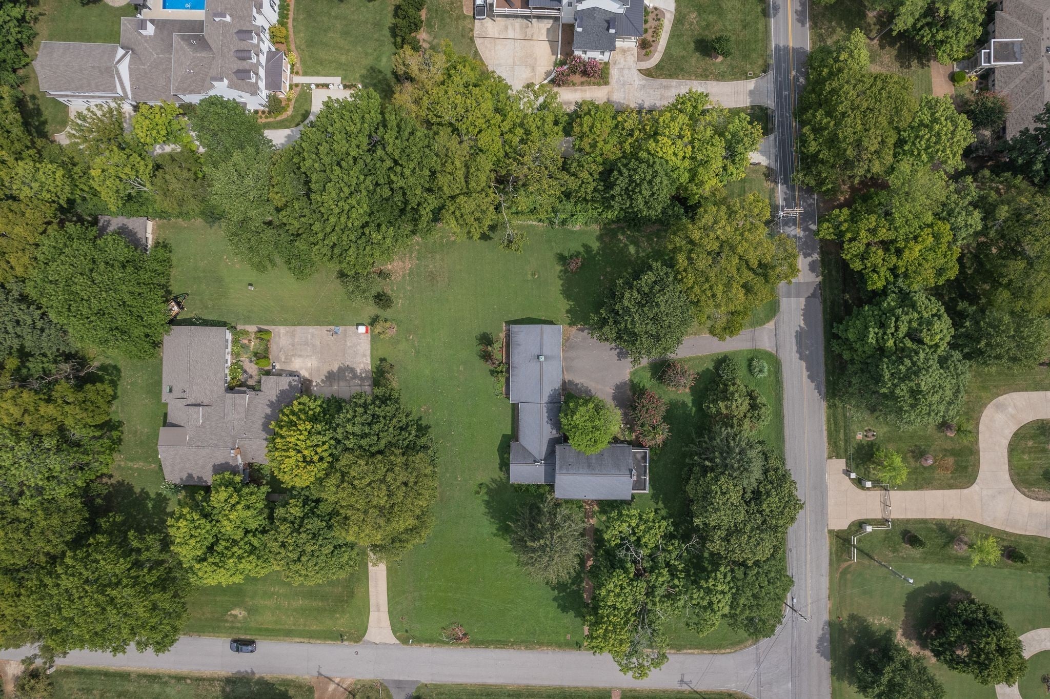 Home for sale in 1000 Stonewall Dr Nashville, TN