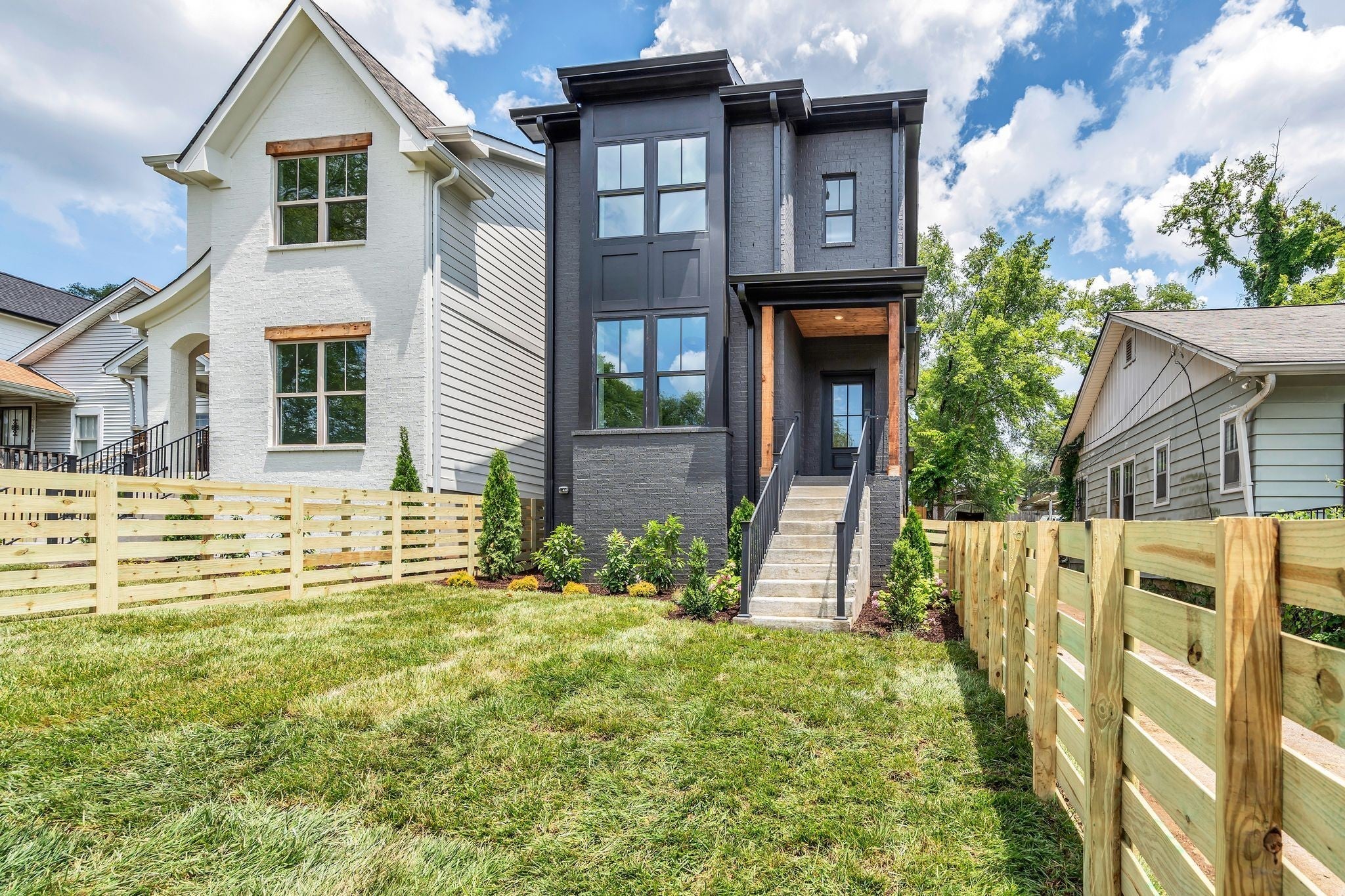 Home for sale in 1311 Meridian St Nashville, TN