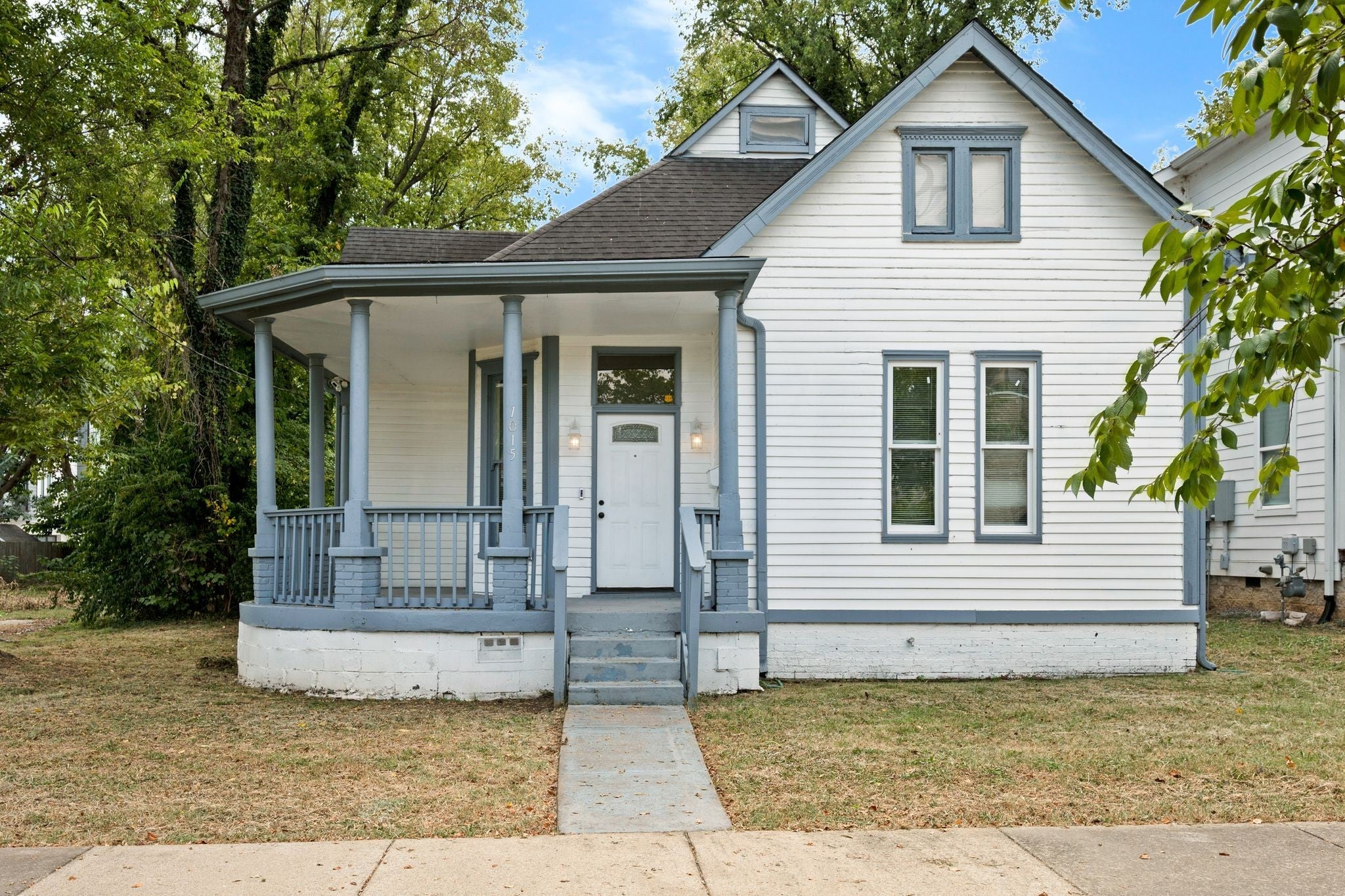 Home for sale in 1015 Monroe St Nashville, TN