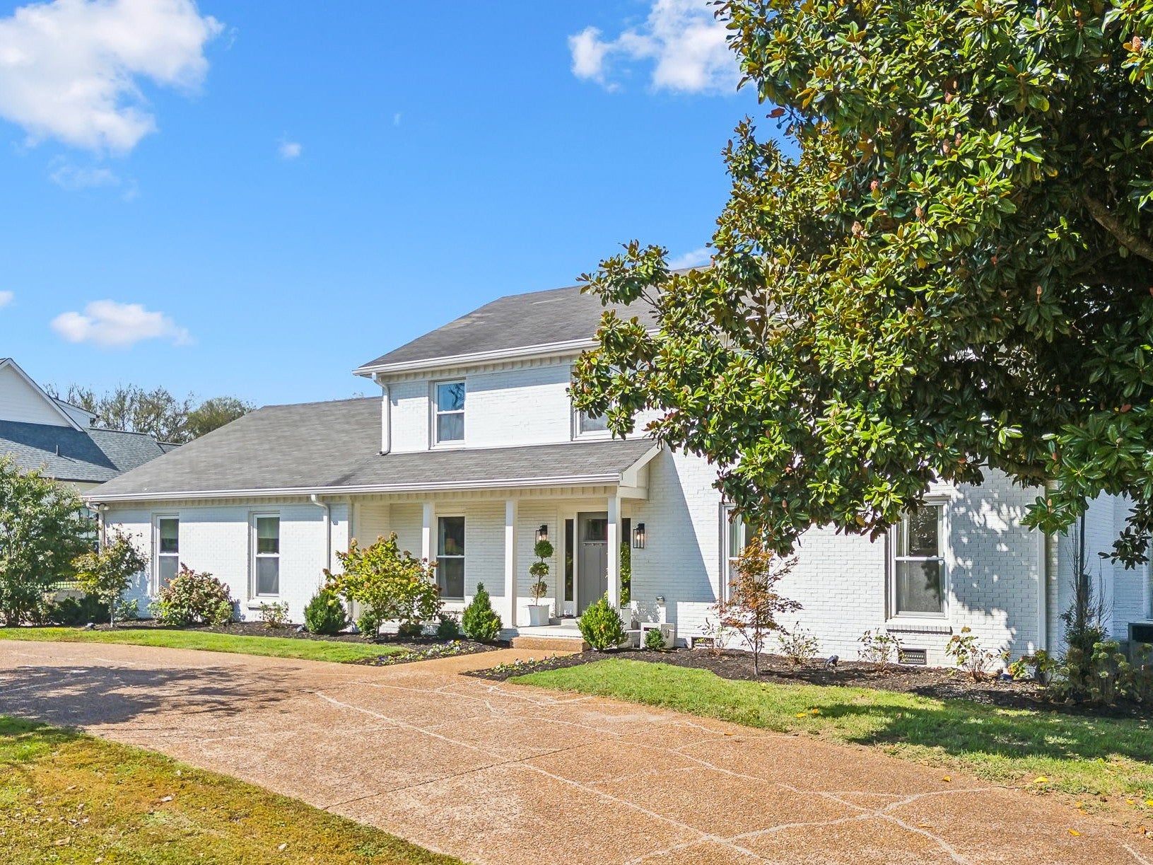 Brentwood Real Estate - Residential for sale