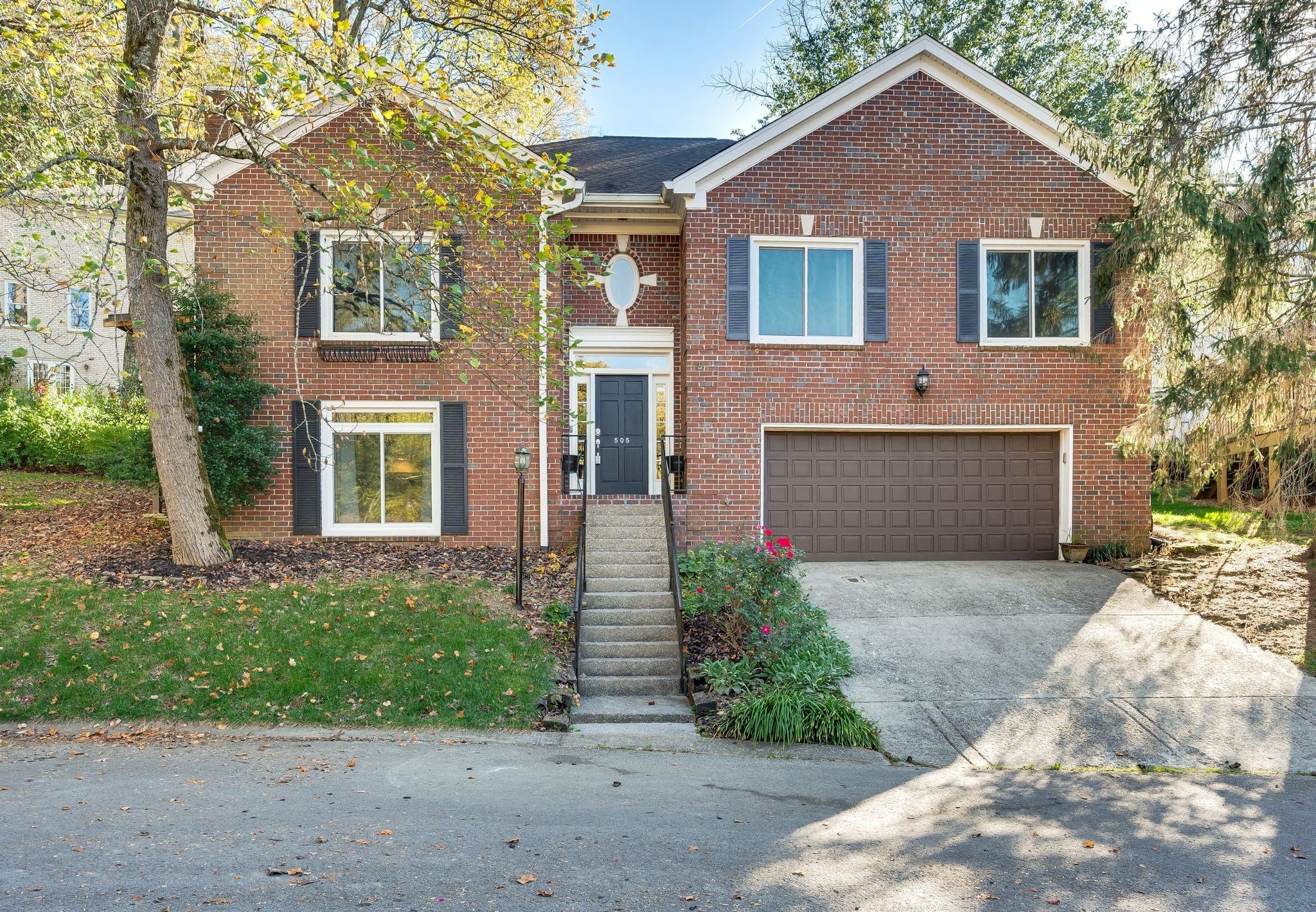 Home for sale in 505 Brighton Ct Franklin, TN