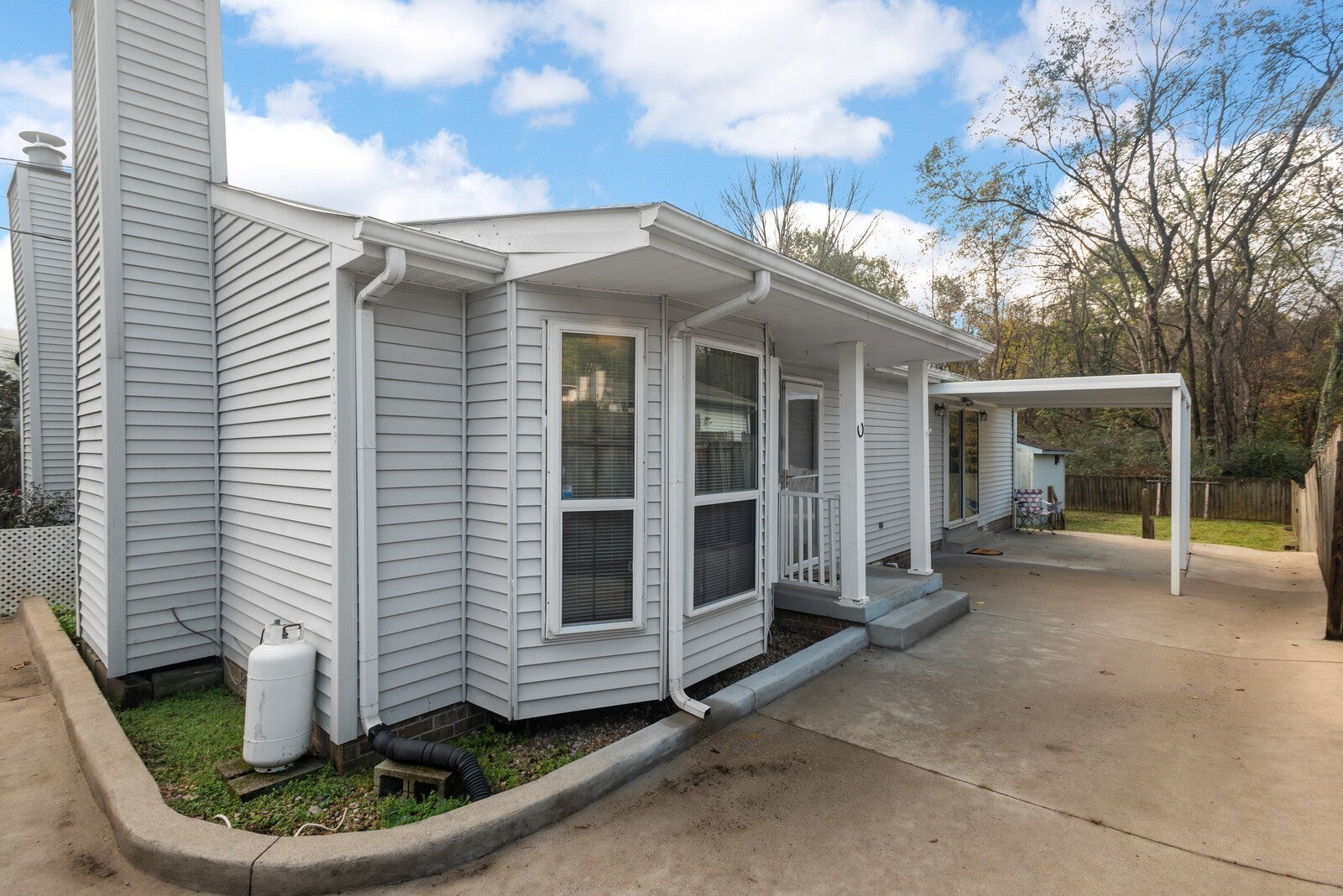 Home for sale in 3055 Casa Dr Nashville, TN