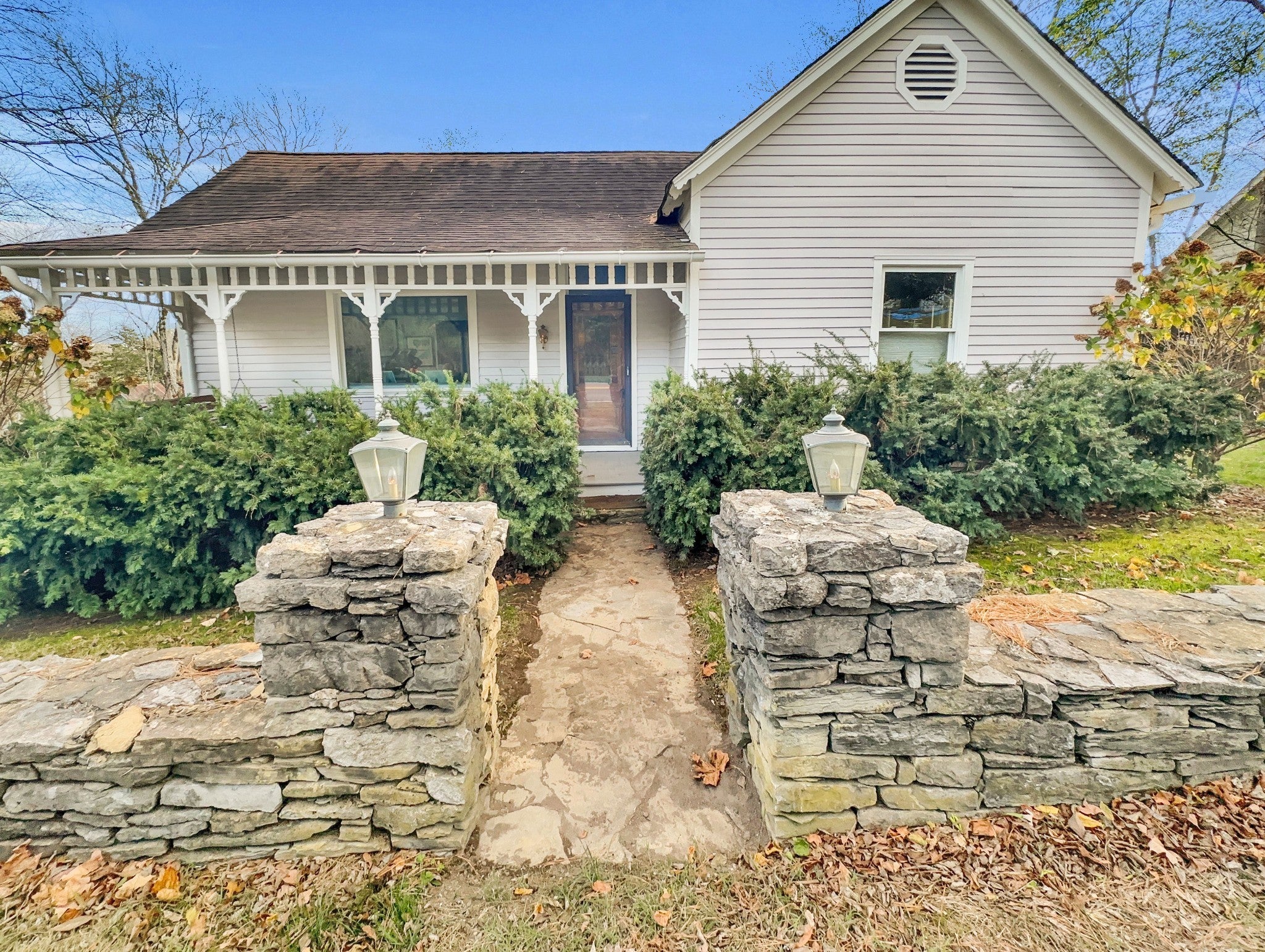 Home for sale in 4263 Old Hillsboro Rd Franklin, TN