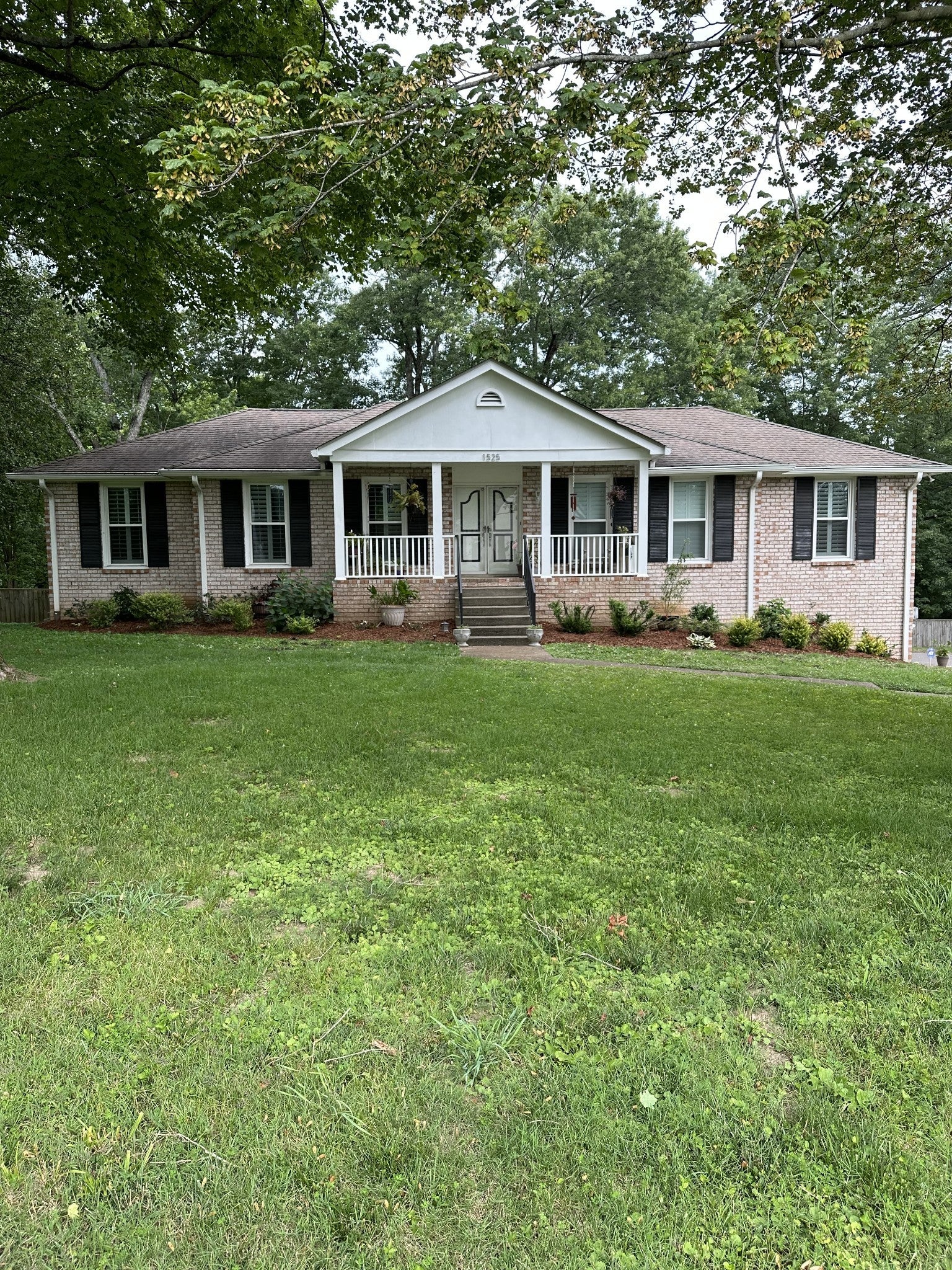 Home for sale in 1525 Lipscomb Dr Brentwood, TN