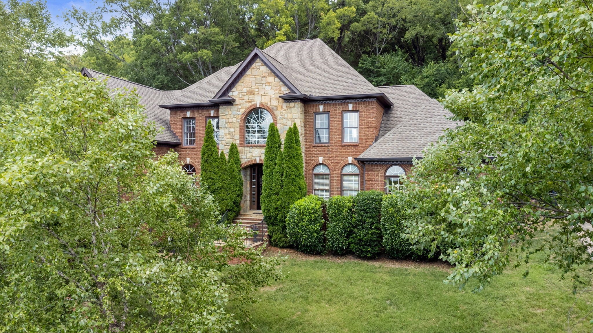 Home for sale in 304 Hamlets End Way Franklin, TN