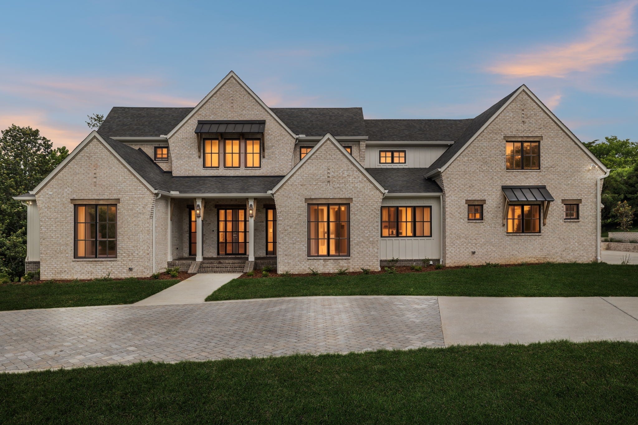 Home for sale in 1214 Jefferson Davis Dr Brentwood, TN