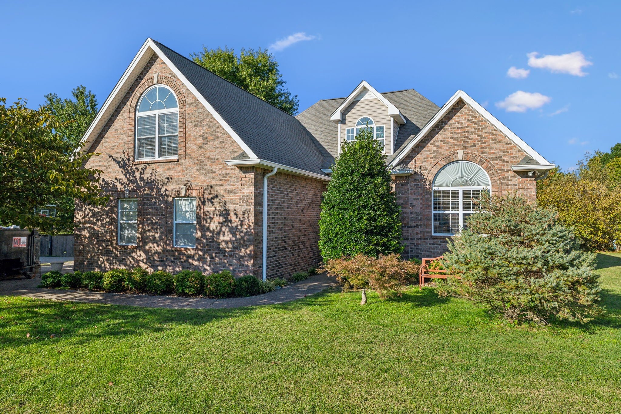 Home for sale in 111 Brigham Ct White House, TN