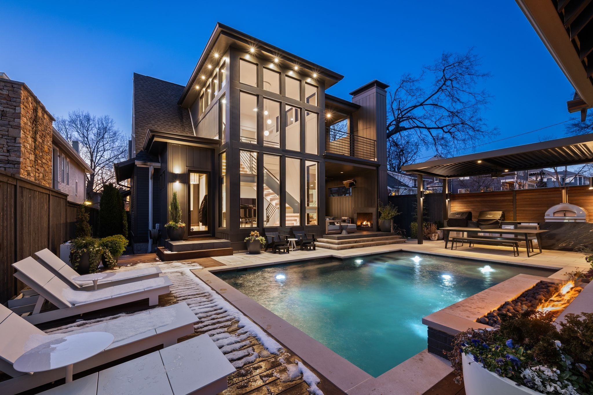 Home for sale in 2510 Oakland Ave Nashville, TN