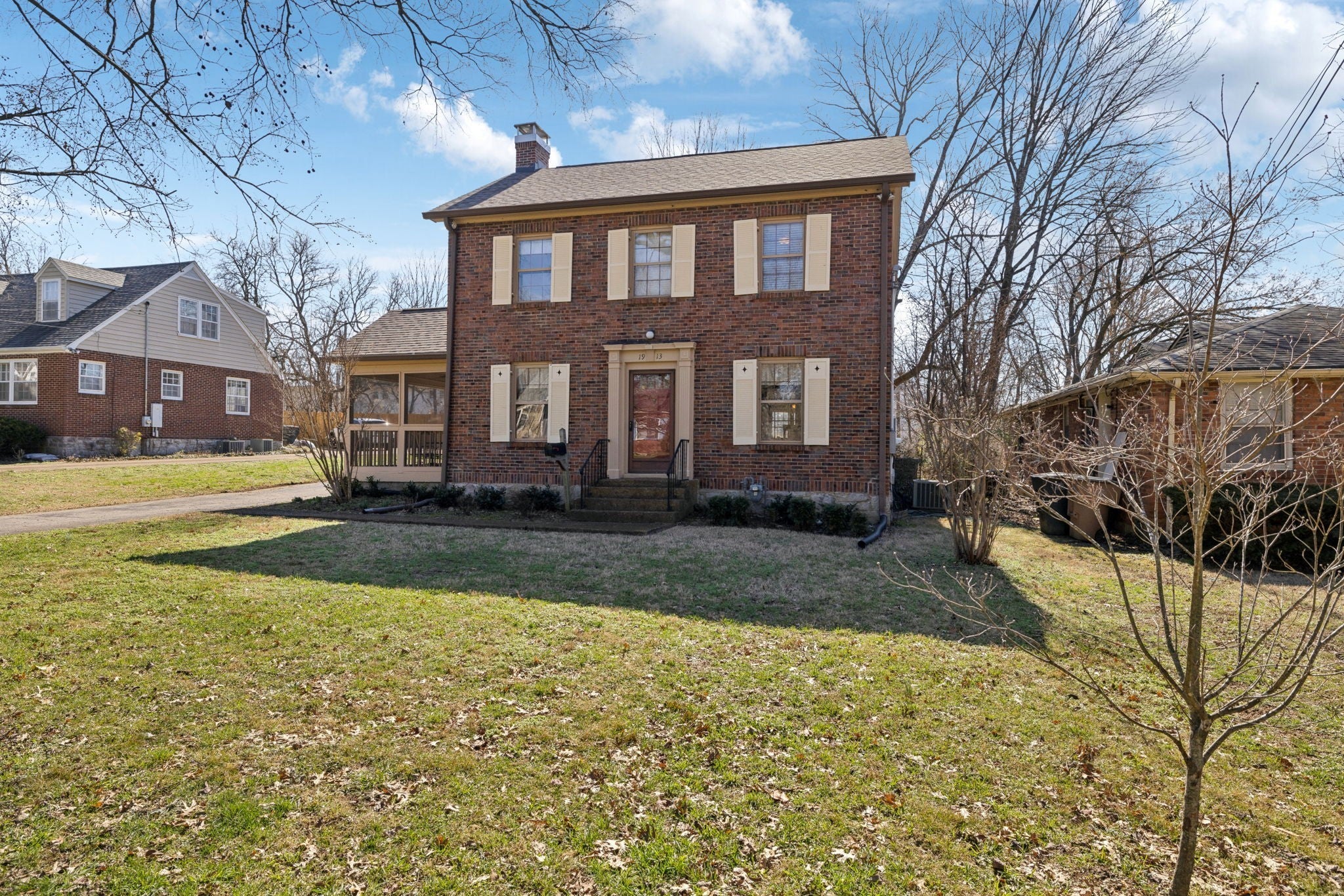 Home for sale in 1913 Sweetbriar Ave Nashville, TN