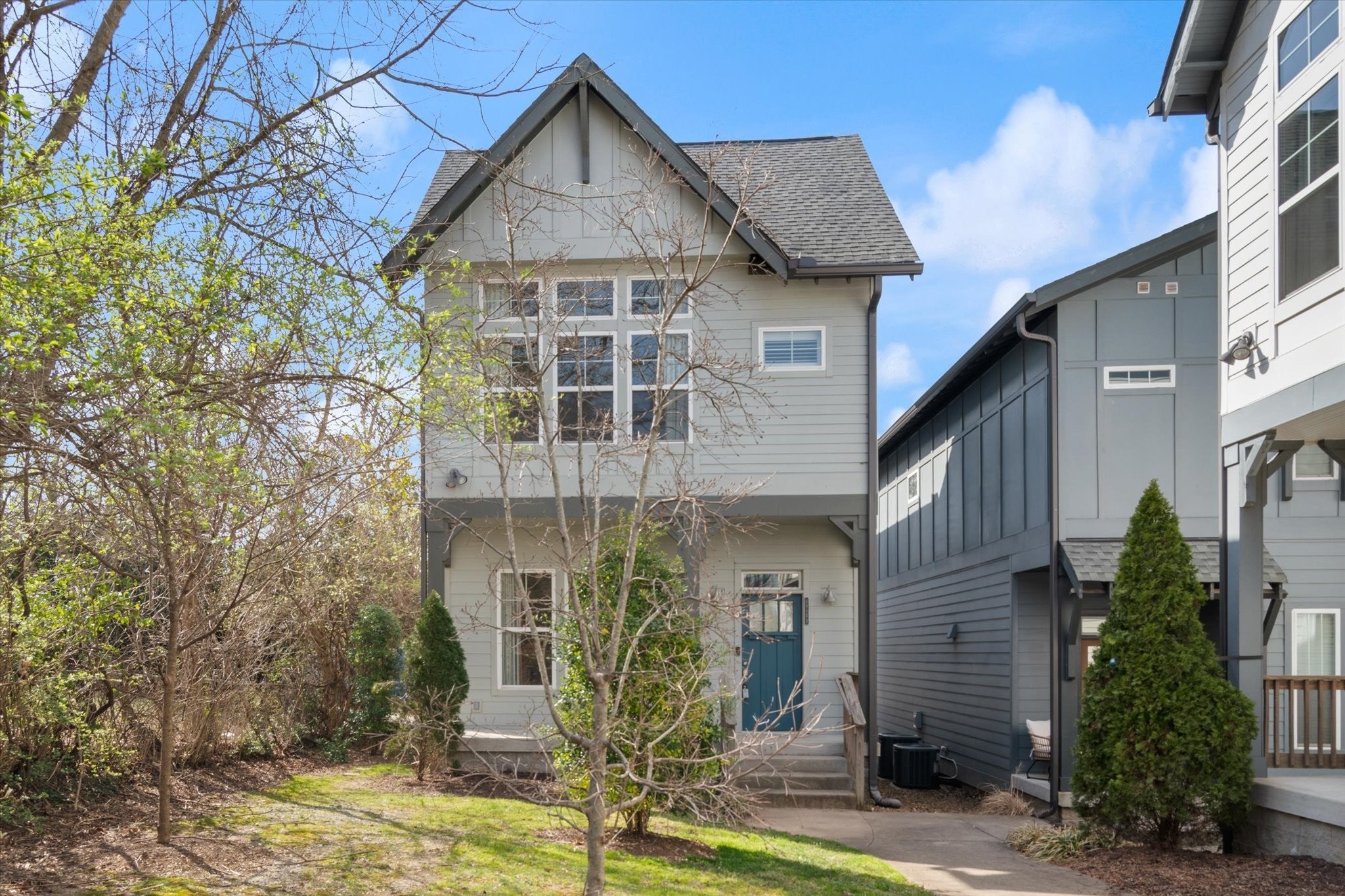 Home for sale in 2324 Riverside Dr 7 Nashville, TN