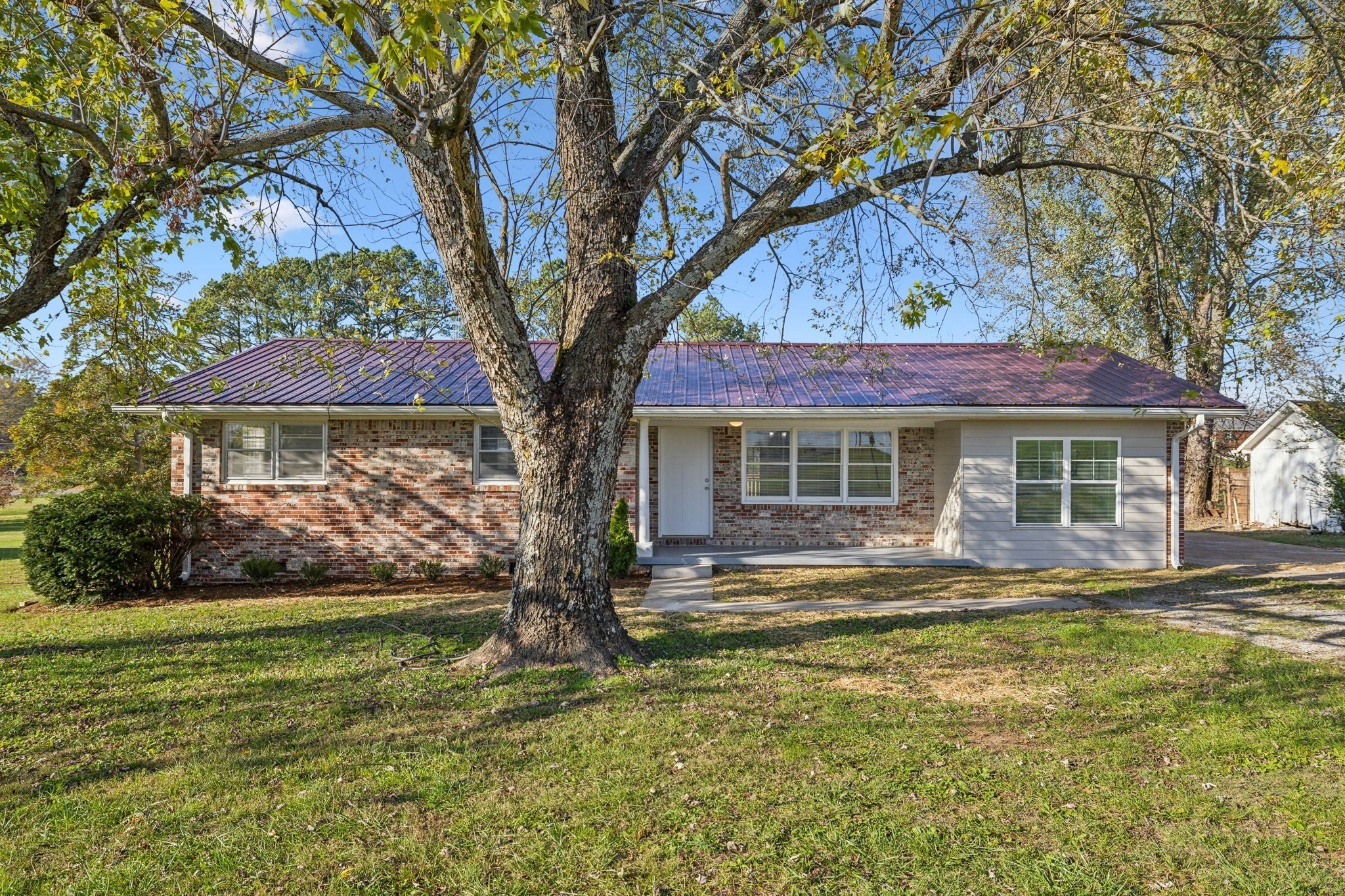 Home for sale in 906 Nance Rd Pulaski, TN
