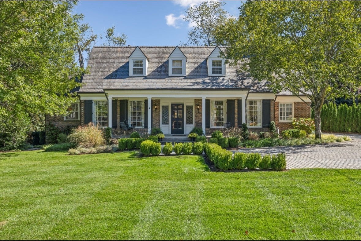 Home for sale in 322 Walnut Dr Nashville, TN